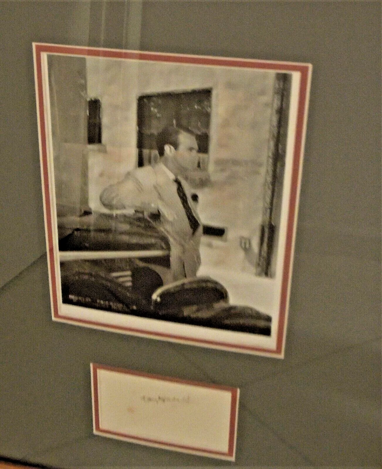 Douglas Fairbanks Jr — Fairbanks Jr Actor Photo Framed Name Plate Matted Glass Gold, image 2