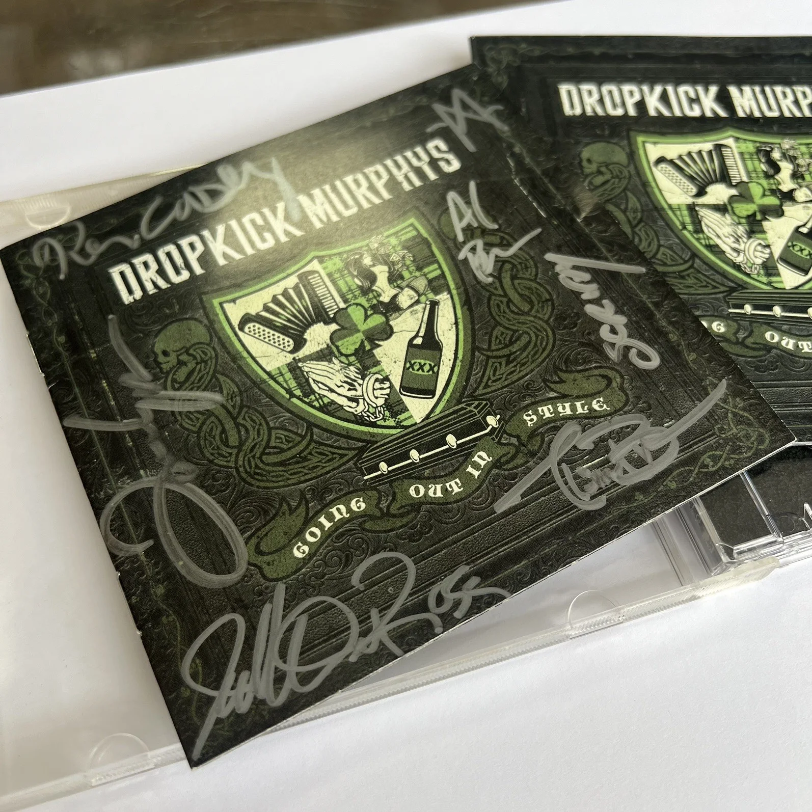 Dropkick Murphys Going Out In Style 2011 Signed Al Barr +6 CD Album Autographed, image 5