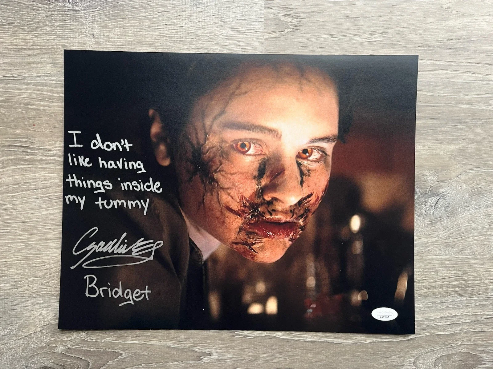 Gabrielle Echols — Gabrielle Echols Signed Evil Dead Rise 11x14 Photo JSA COA Horror Autograph, image 2
