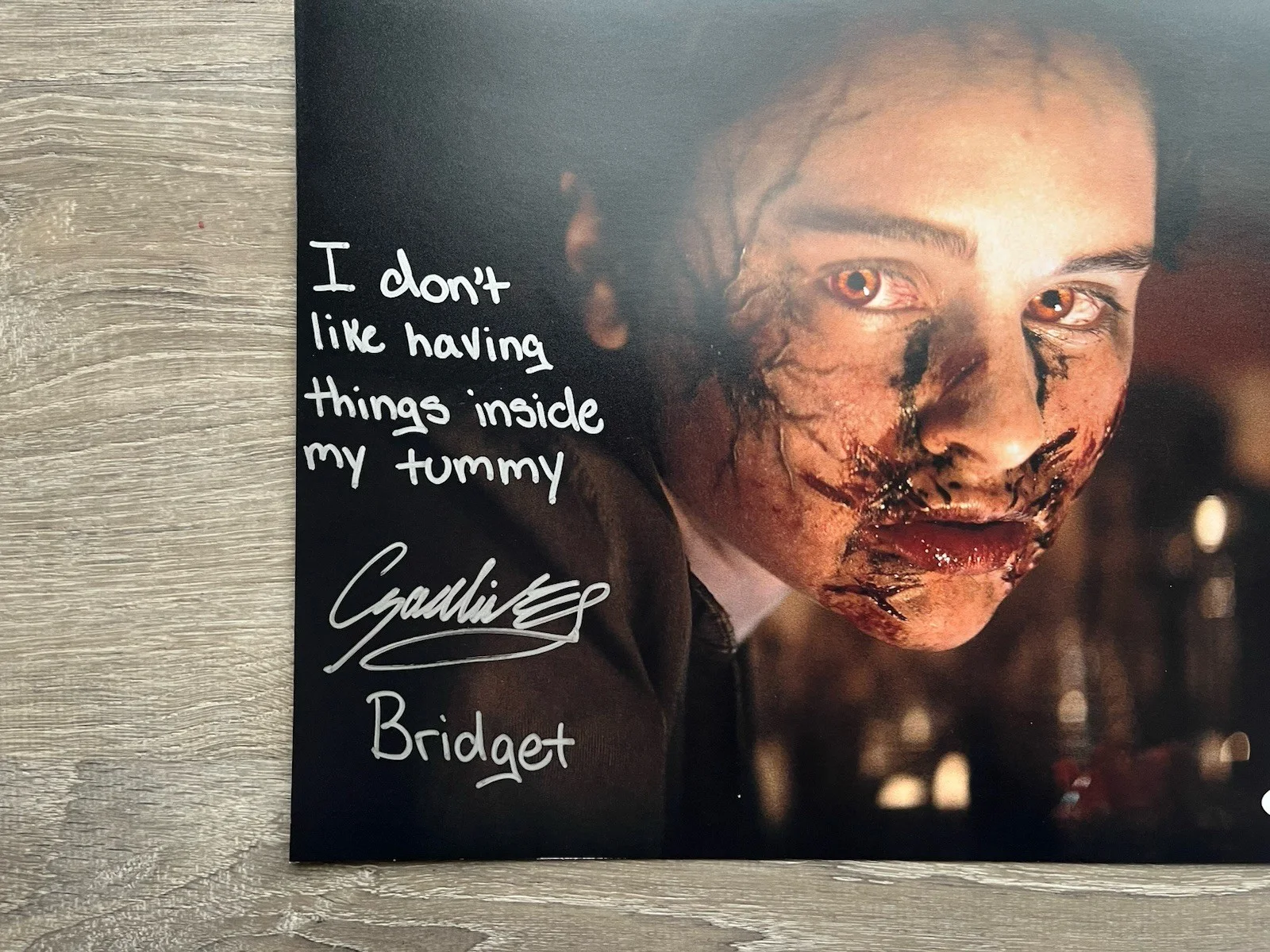 Gabrielle Echols — Gabrielle Echols Signed Evil Dead Rise 11x14 Photo JSA COA Horror Autograph, image 3