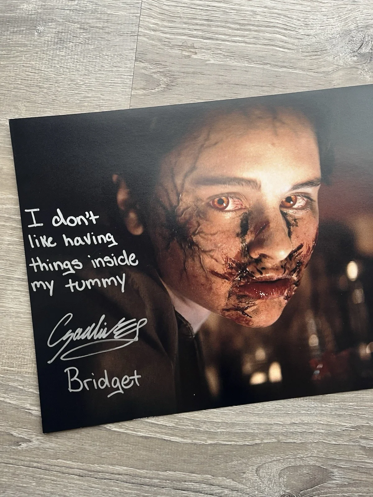 Gabrielle Echols — Gabrielle Echols Signed Evil Dead Rise 11x14 Photo JSA COA Horror Autograph, image 4