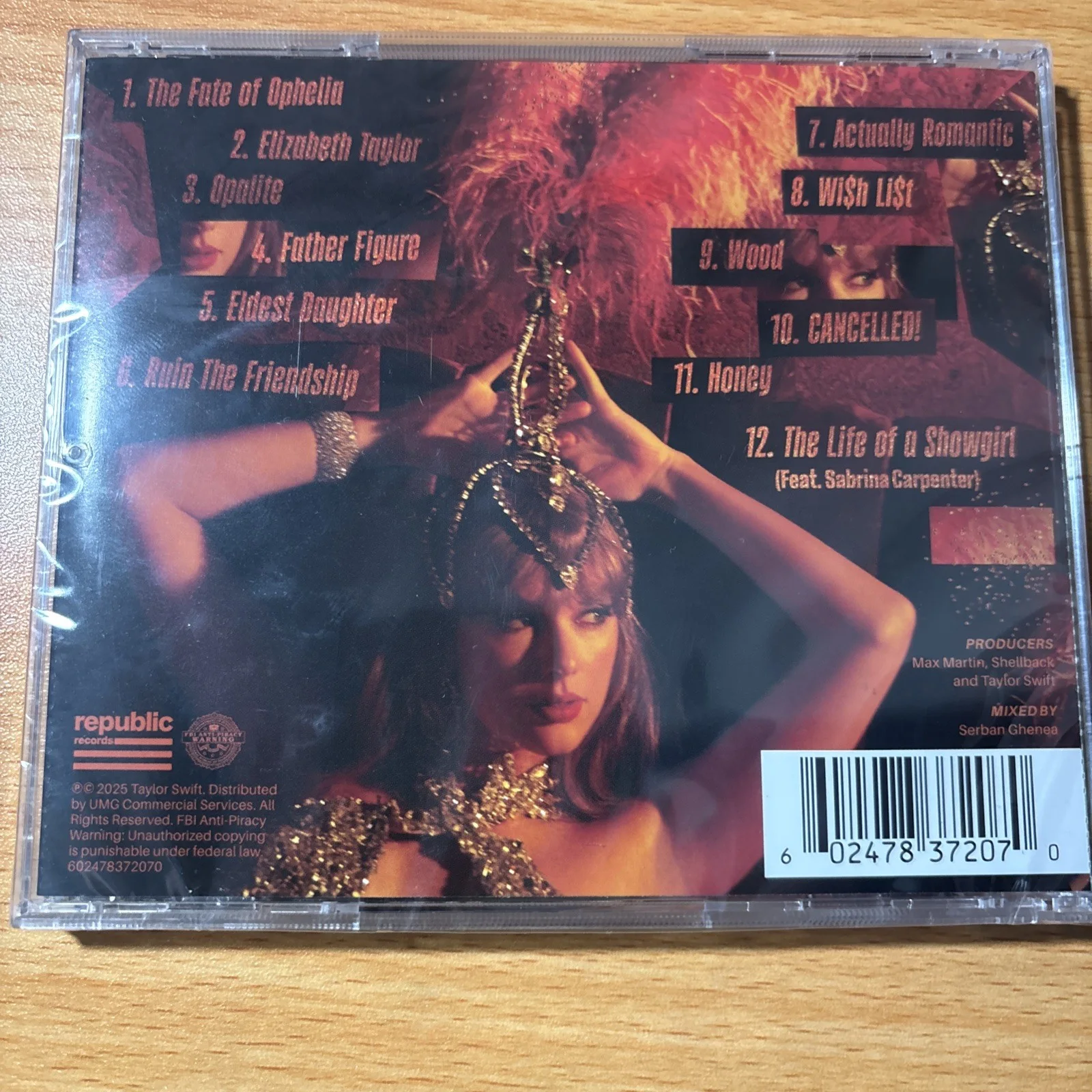 Taylor Swift The Life of a Showgirl CD + Hand Signed Photo 1 - SEALED!, изображение 2