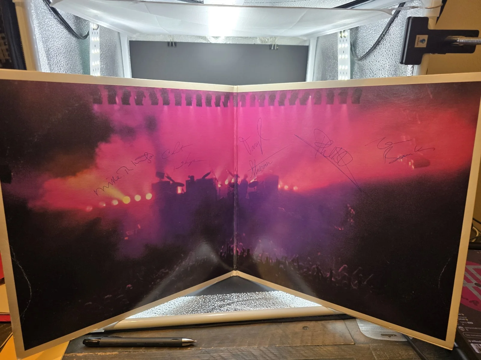 Genesis Full Band THREE SIDES LIVE Signed Autographed BY AL 5. LP **REAL** EX/EX, image 4