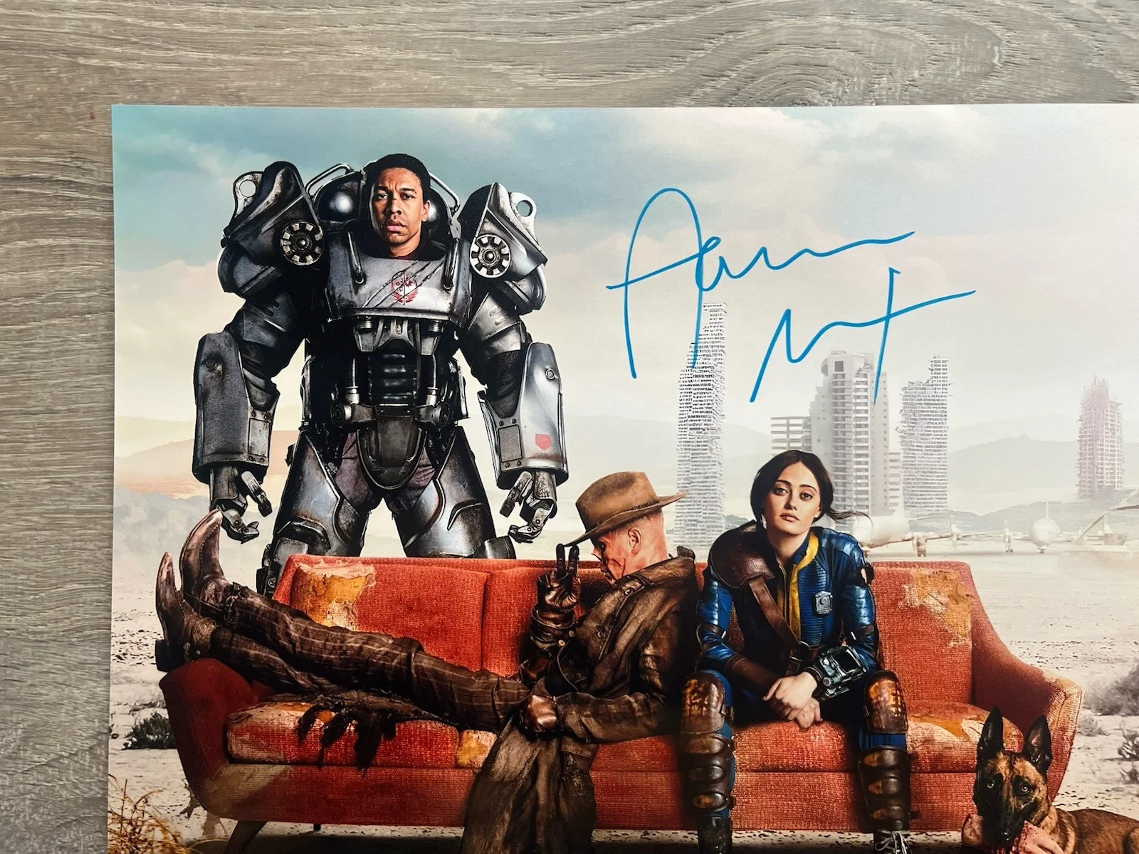 Aaron Moten — Aaron Moten Signed Fallout 11x14 Photo Beckett COA Maximus, image 3