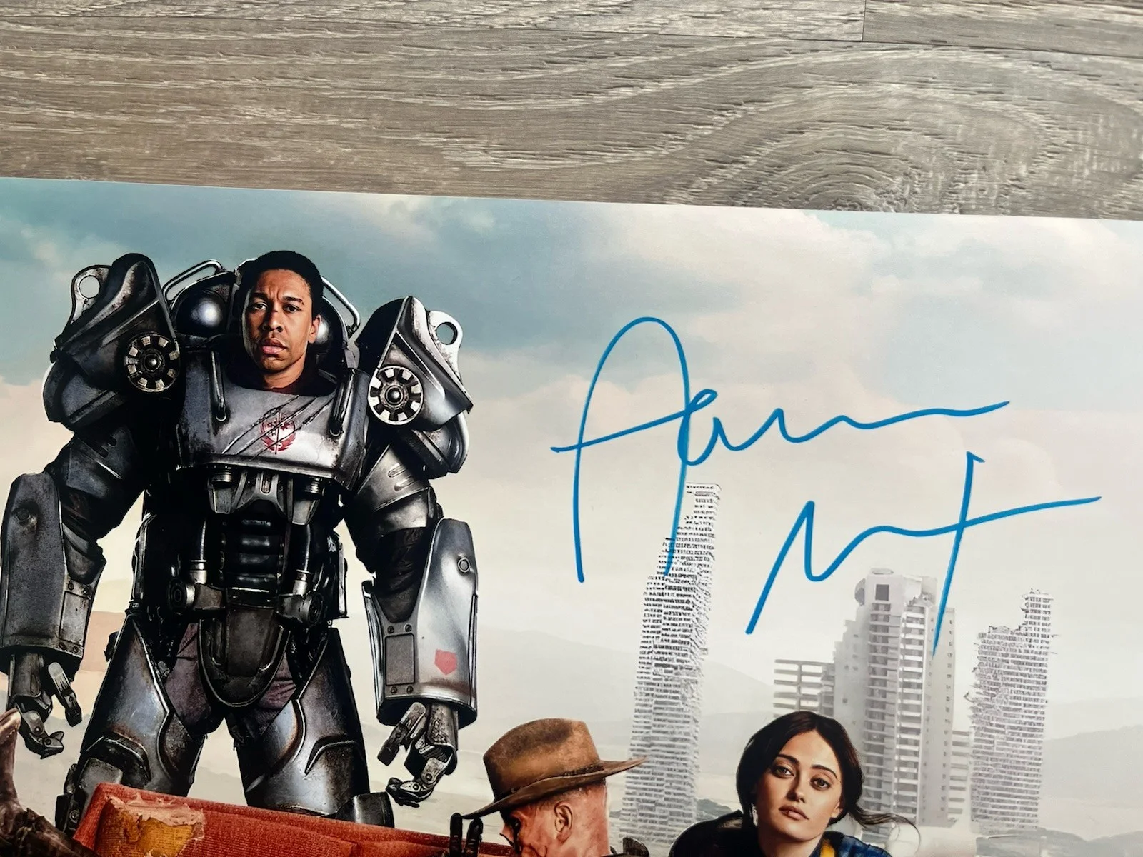 Aaron Moten — Aaron Moten Signed Fallout 11x14 Photo Beckett COA Maximus, image 4