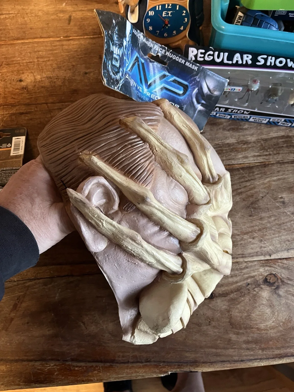 alien vs predator 2004 Face Hugger Full Head Mask On Card Mint, image 4