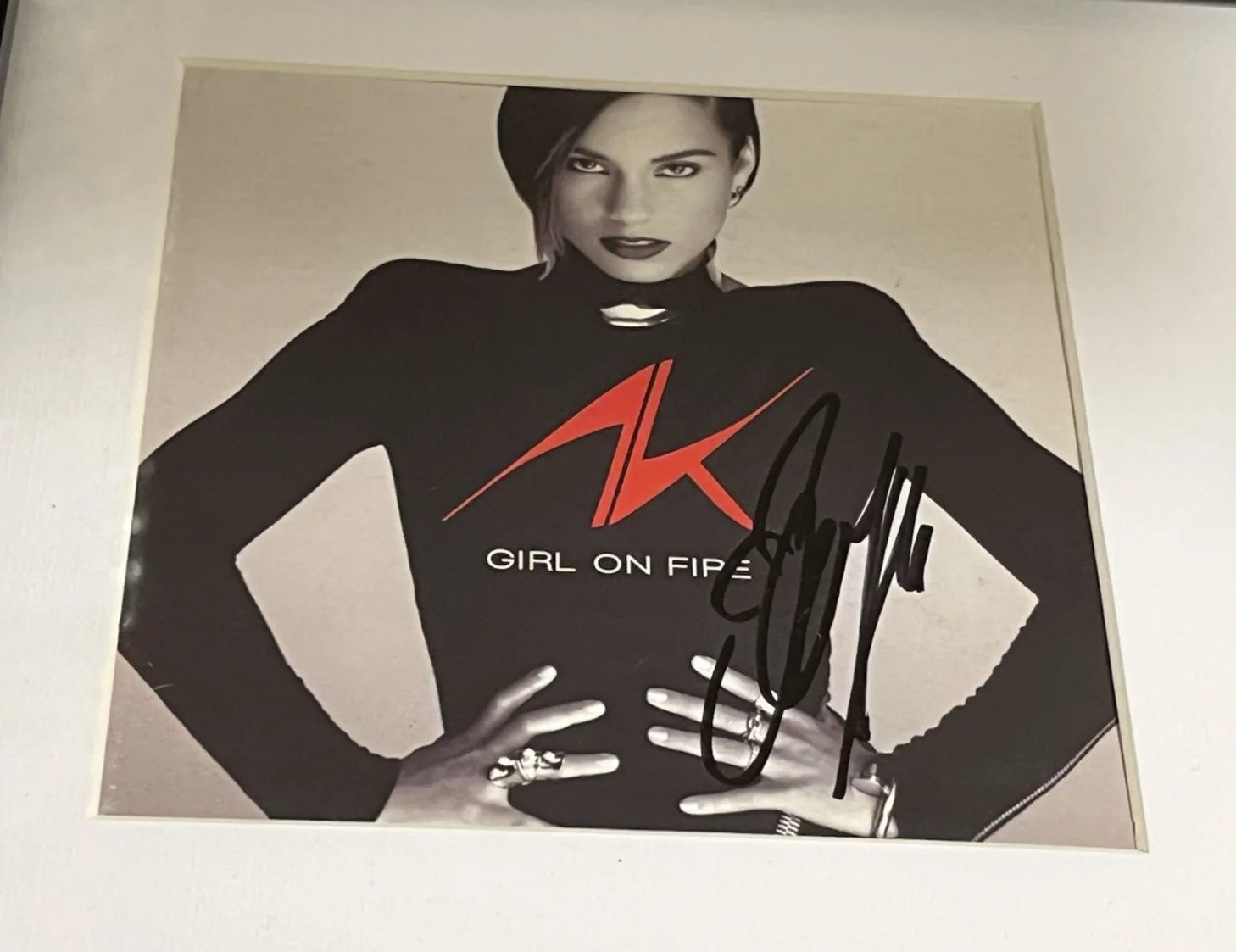 ALICIA KEYS SIGNED & FRAMED GIRL ON FIRE AMAZING CD DISPLAY AUTOGRAPH COA, изображение 5