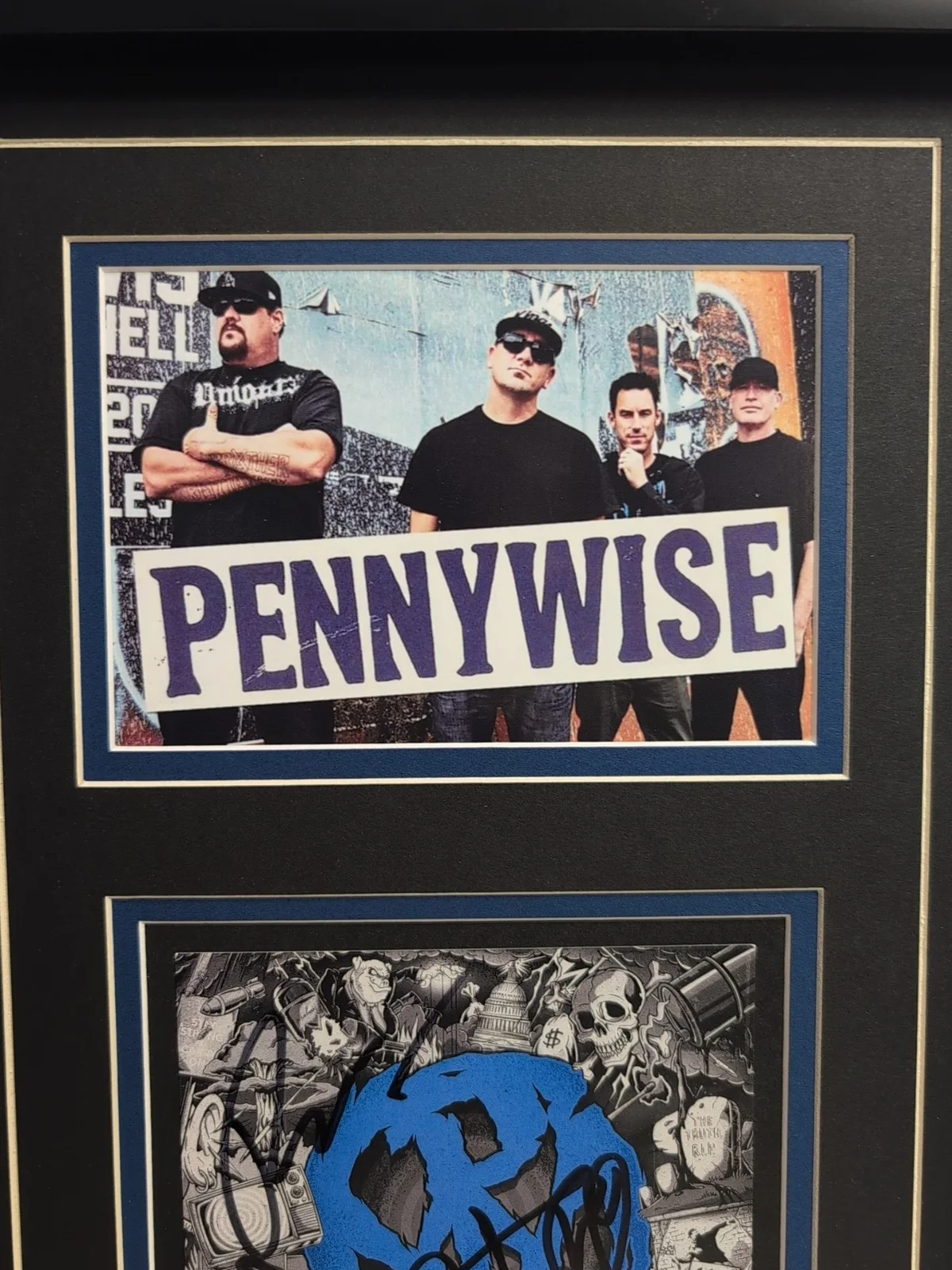 Pennywise Signed CD Never Gonna Die Frame 11x16 Beckett COA Jim Fletcher Byron, изображение 4