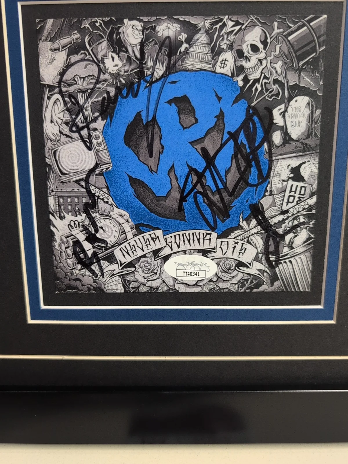 PUNK Pennywise Signed CD Never Gonna Die Frame 11x16 JSA COA Jim Fletcher, изображение 4