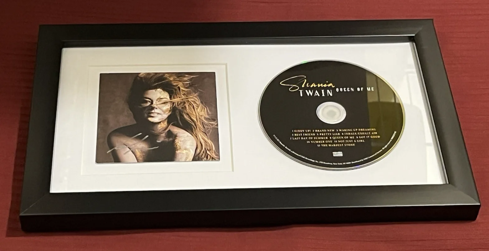 SHANIA TWAIN SIGNED & FRAMED QUEEN OF ME AMAZING CD DISPLAY AUTOGRAPH COA B, image 2