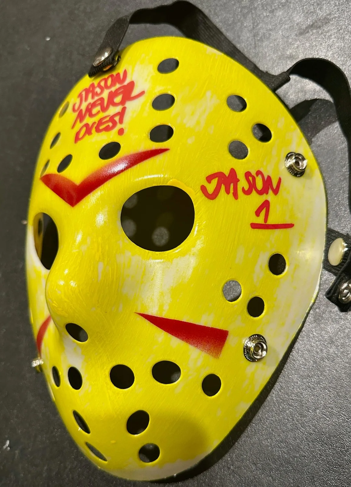 Ari Lehman — Ari Lehman Friday The 13th Autographed with 2 Inscriptions MaskJSA Holo, изображение 3