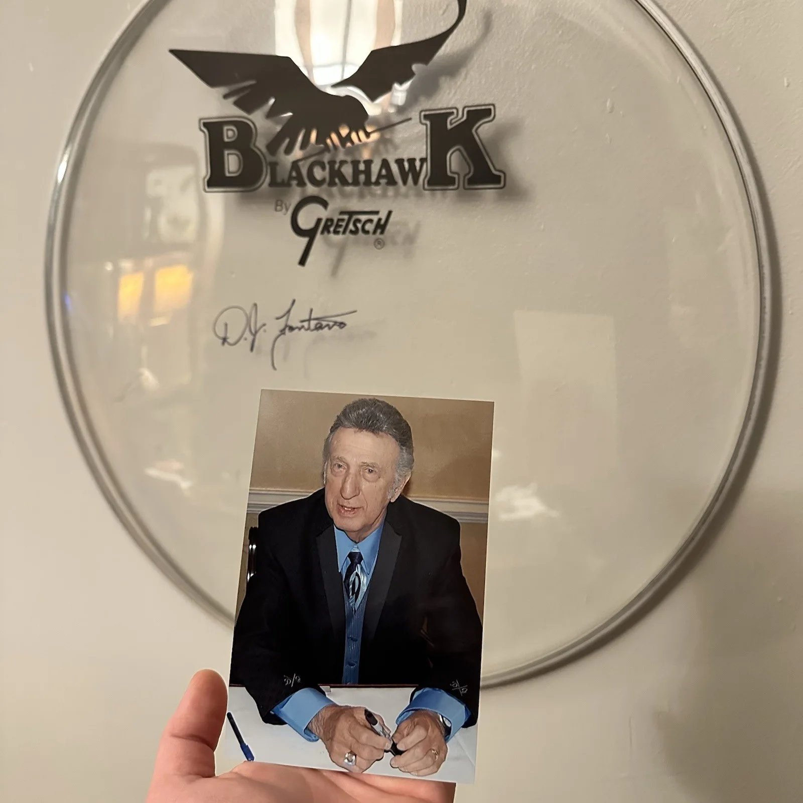 D.J. Fontana Signed Autograph HUGE 22” Drum Drumhead HOF Elvis Band Member PROOF, изображение 4