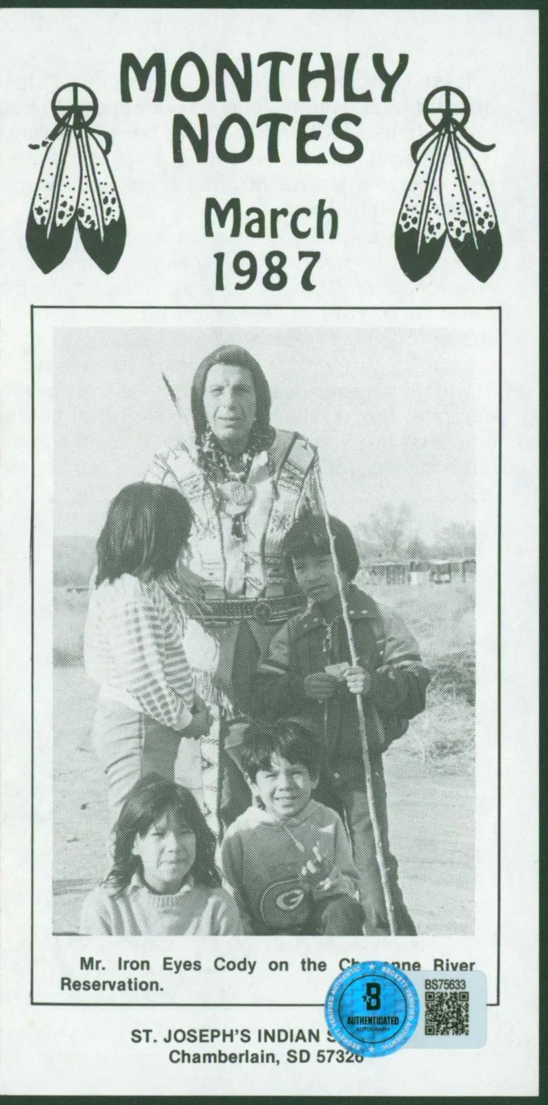 Iron Eyes Cody — IRON EYES CODY Signed March 1987 St Joseph's Indian School Photo Pamphlet BAS, изображение 2