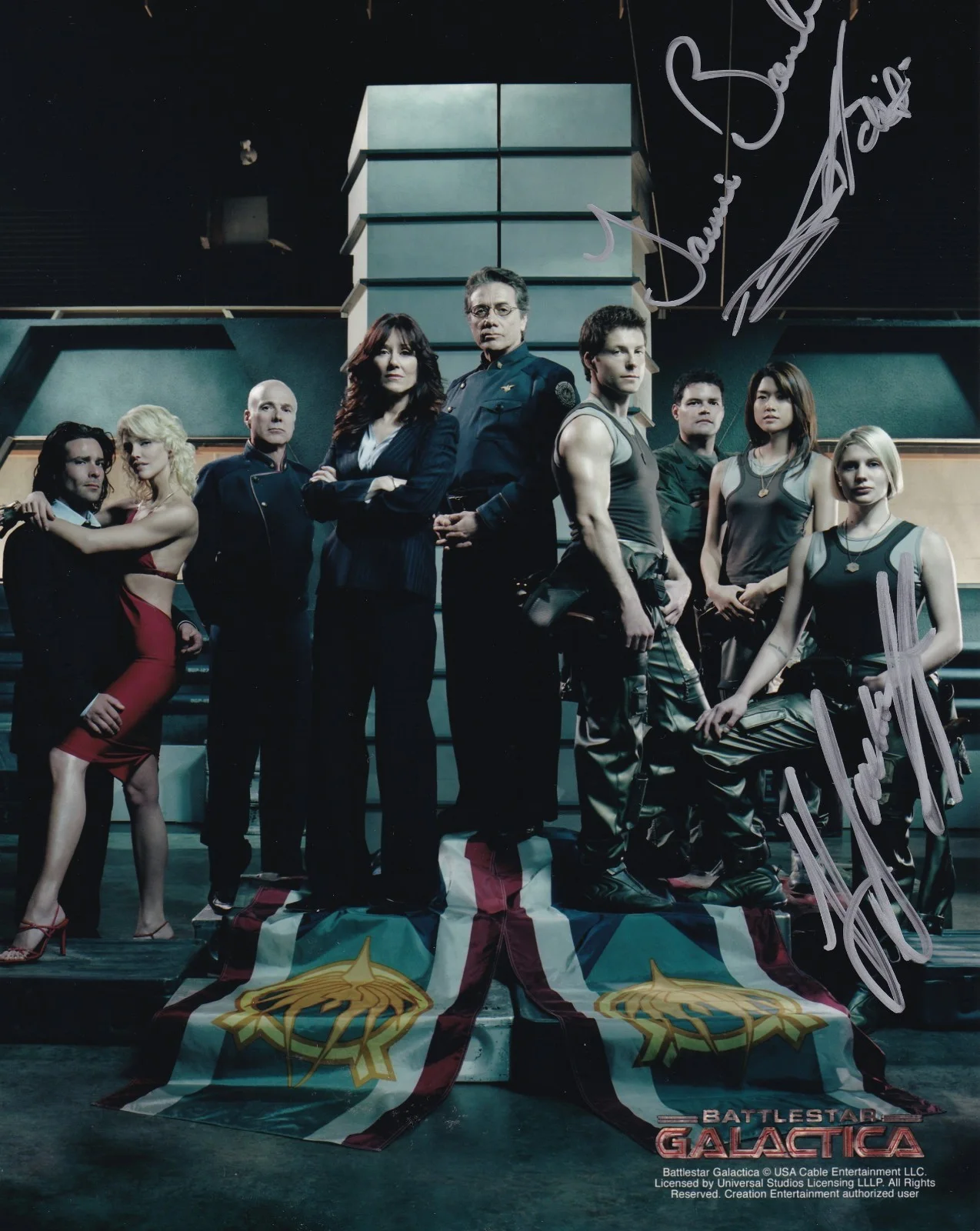 Jamie Bamber, Katee Sackhoff, Aaron Douglas — Jamie Bamber Katee Sackhoff Aaron Douglas Battlestar Galactica Signed 8x10