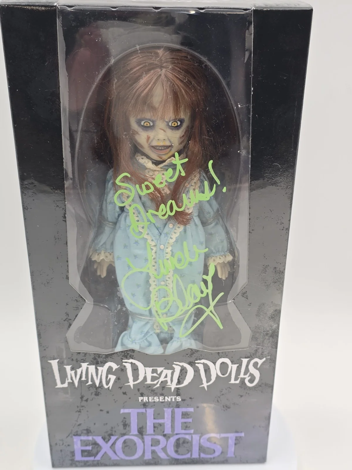 Linda Blair — Linda Blair Signed Living Dead Doll The Exorcist 🤮 Horror Mezco Toyz, изображение 4