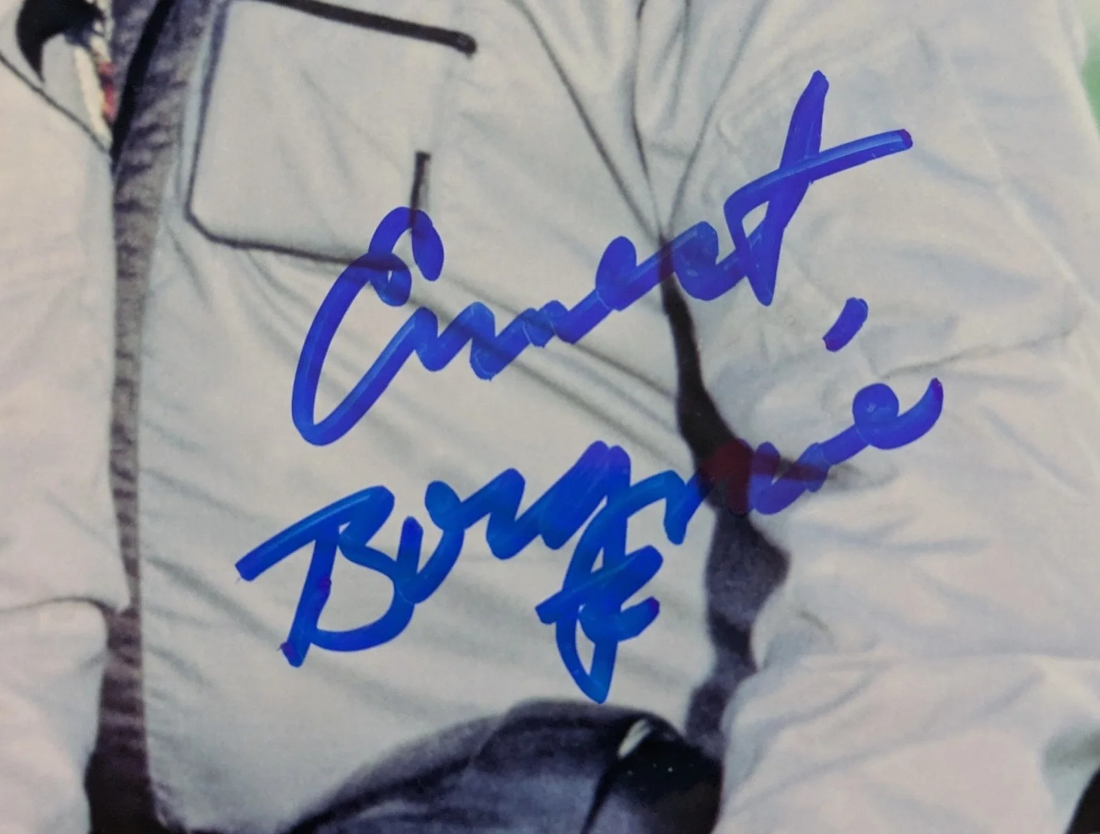 Ernest Borgnine — Ernest Borgnine 11x14 Signed Airwolf Photo Dominic Santini Autograph, изображение 2