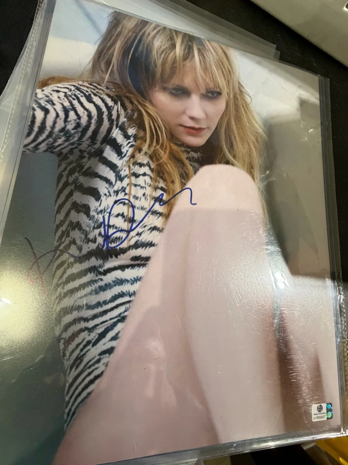 Kirsten Dunst — Autographed Photograph Of Kirsten Dunst - Authentic W/COA HOT & RARE 11x14 BIG