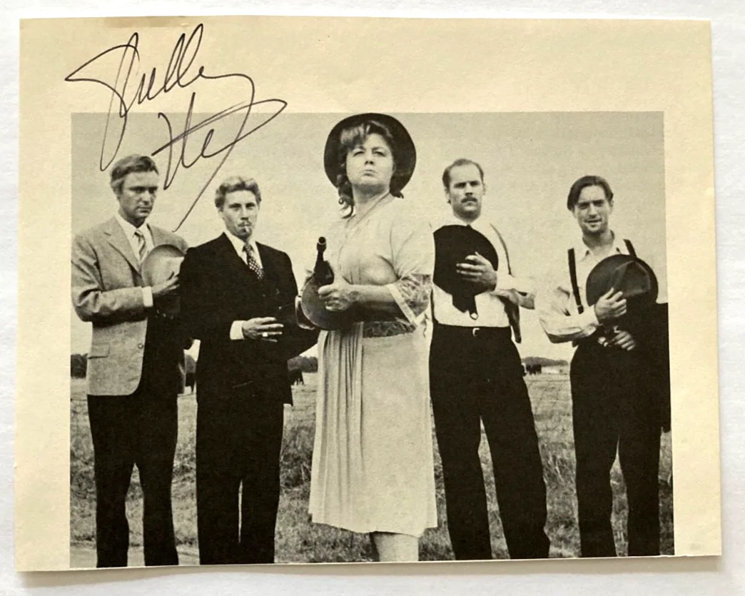 Shelley Winters — SIGNED Shelley Winters BLOODY MAMA 4.5"x6.5" B&W cut magazine photo "MA BARKER"