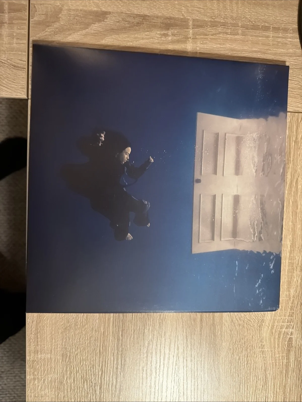 Billie Eilish — BILLIE EILISH HIT ME HARD and SOFT SIGNED VINYL LP COVER AUTOGRAPH, изображение 4