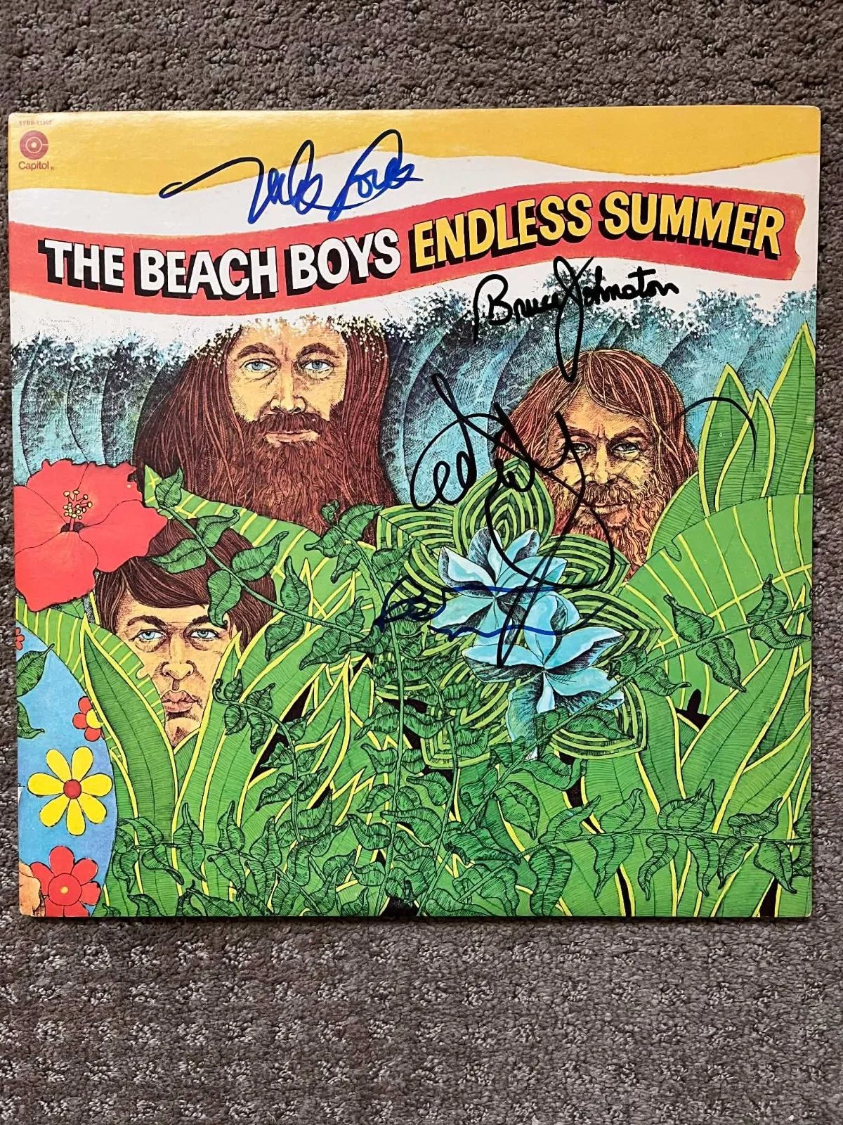 BEACH BOYS ENDLESS SUMMER SIGNED VINYL BRIAN WILSON X4 AUTOGRAPH PROOF ALBUM, изображение 2