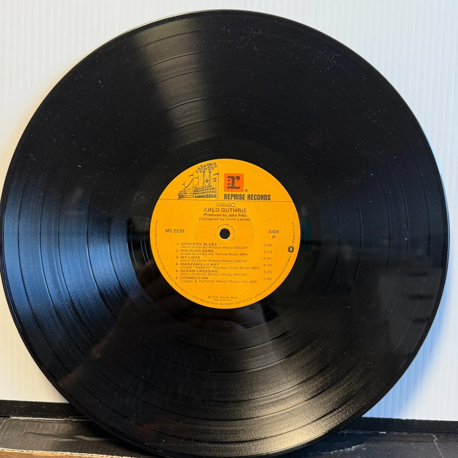 ARLO GUTHRIE "Amigo" AUTOGRAPHED "To Miro Arlo Guthrie" USA vinyl MS 2239, изображение 5