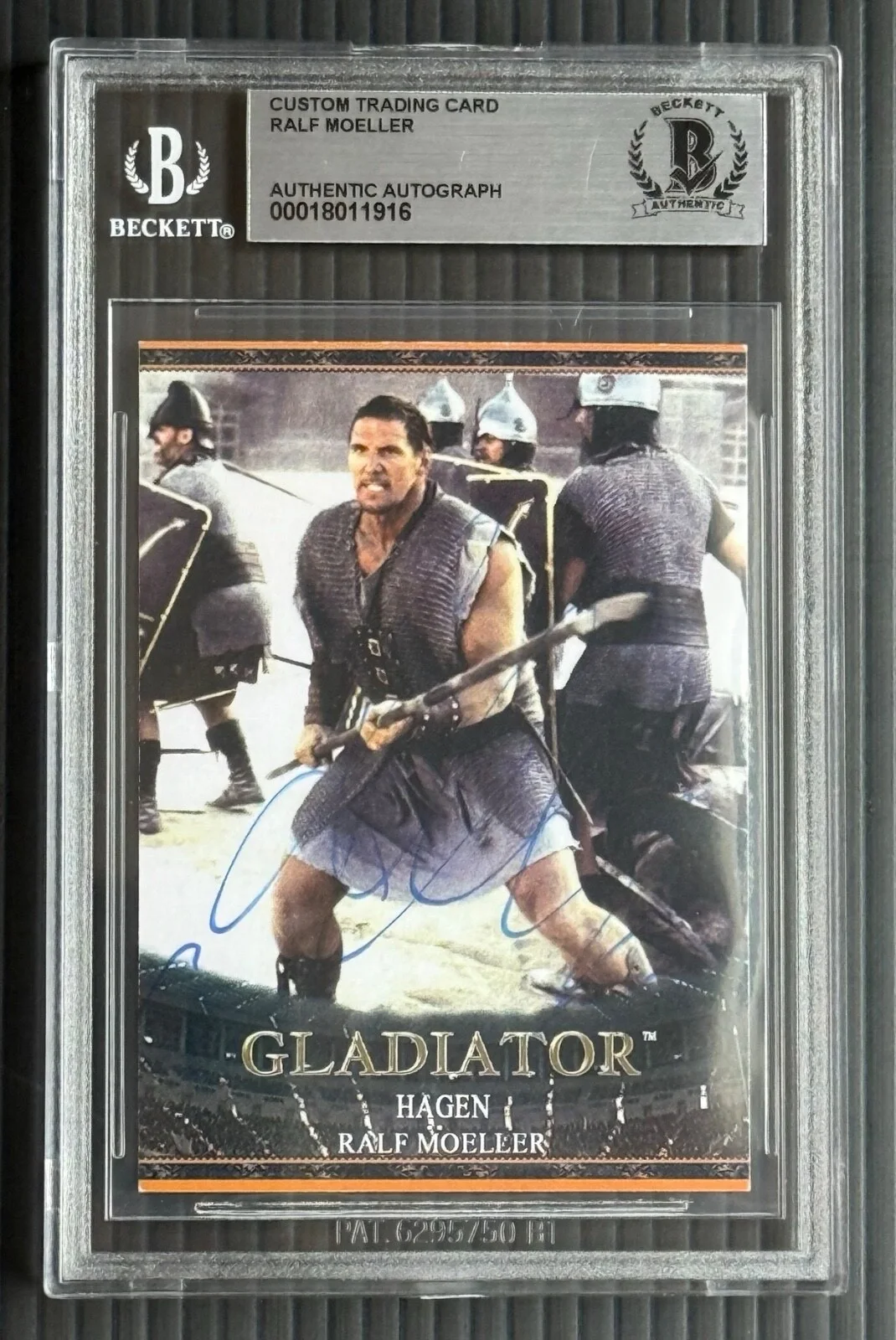 Connie Nielsen — 3 Gladiator Cards Signed Connie Nielsen Sven-Ole Thorson R Moeller Auto Beckett, изображение 5