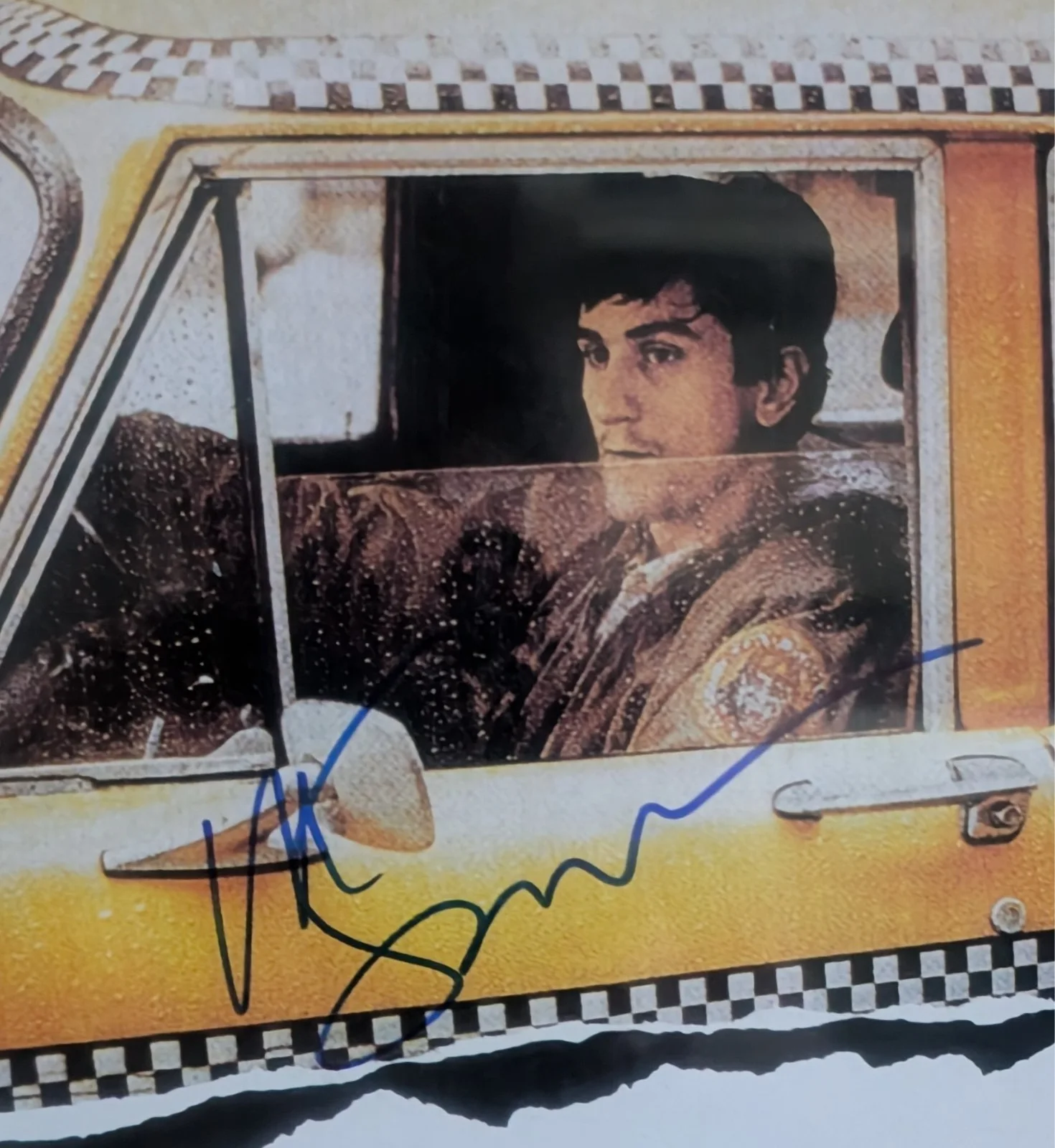 Martin Scorsese — MARTIN SCORSESE signed autograph TAXI DRIVER 11x17 poster, изображение 2