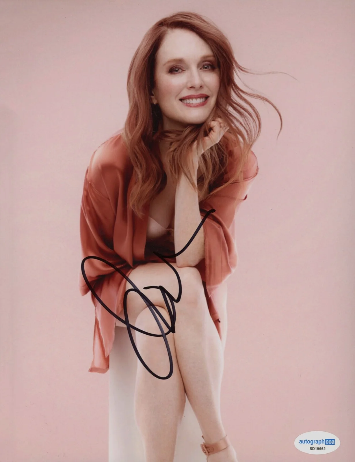 JULIANNE MOORE — Julianne Moore signed Autographed 8x10 Photo PROOF a Hot SEXY Smile ACOA COA, изображение 3