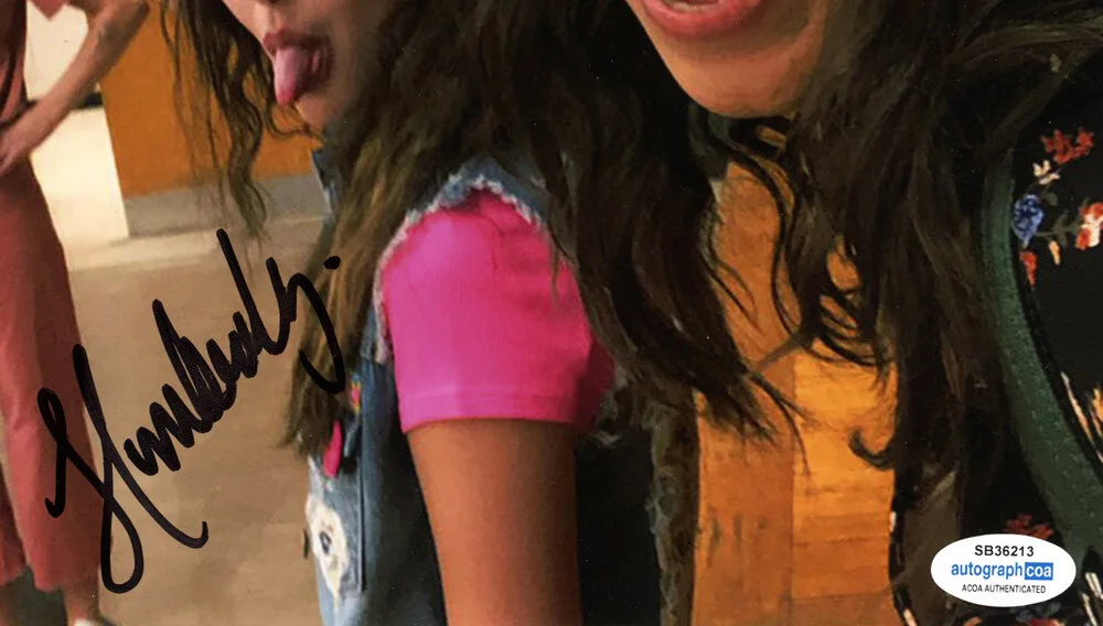 HUMBERLY GONZALEZ — Humberly Gonzalez signed "GINNY & GEORGIA" 8X10 PHOTO g PROOF Maxine Sophie ACOA, изображение 4