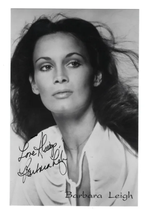 Barbara Leigh — Barbara Leigh Autographed 4x6 B/W Photo