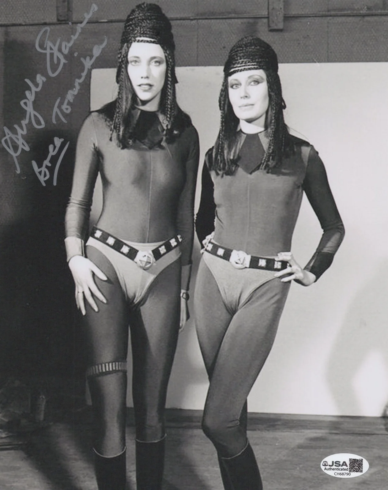 Angela Staines — Star Wars- Brea Tonnika 8x10 photo signed by Angela Staines JSA COA