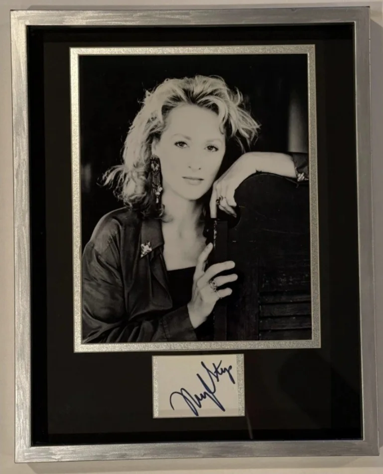Meryl Streep — Meryl Streep Signed Cut Autograph Framed Display 8x10 Photo JSA Certified Legend