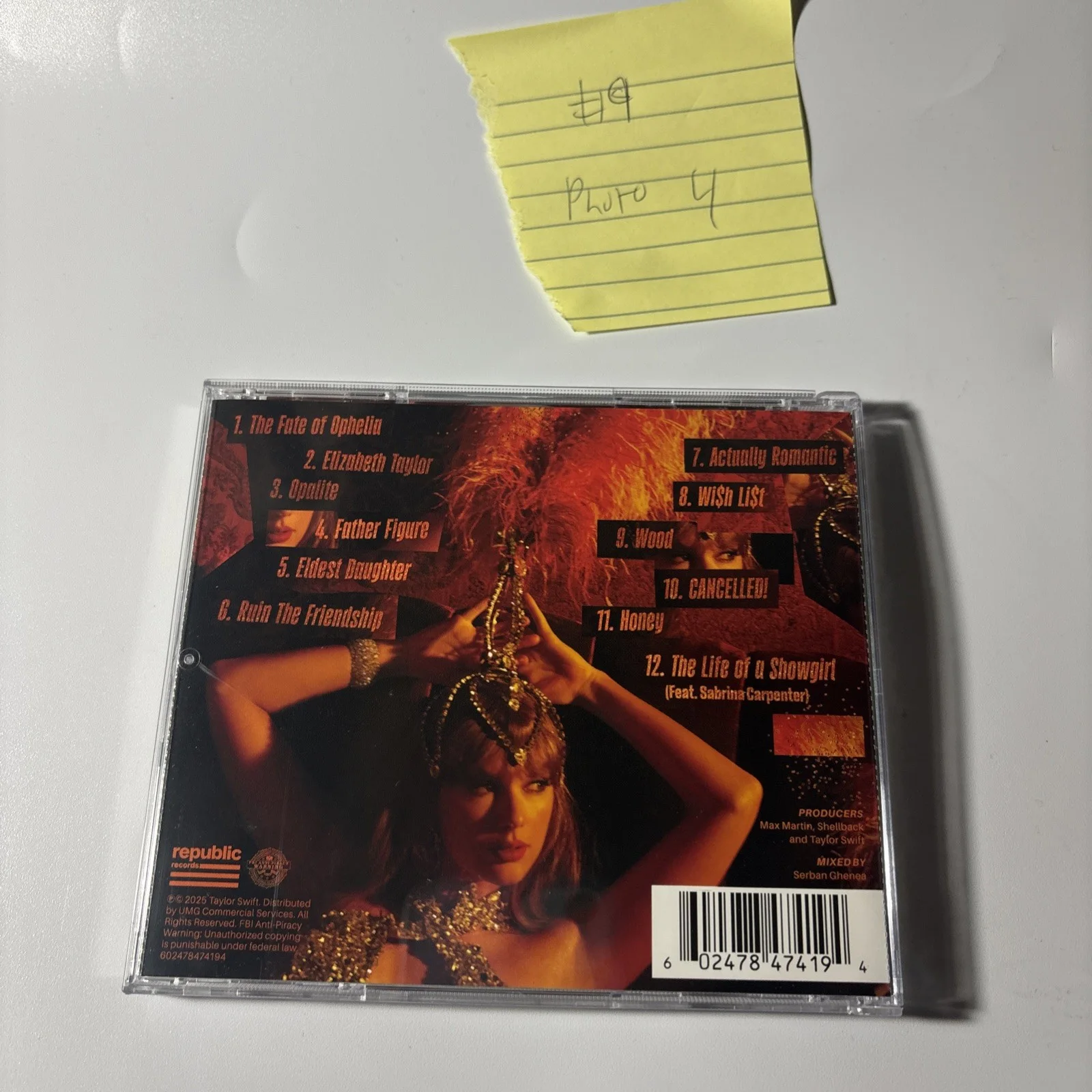 Rare Signed Taylor Swift The Life Of A Showgirl CD Photo 4, изображение 5
