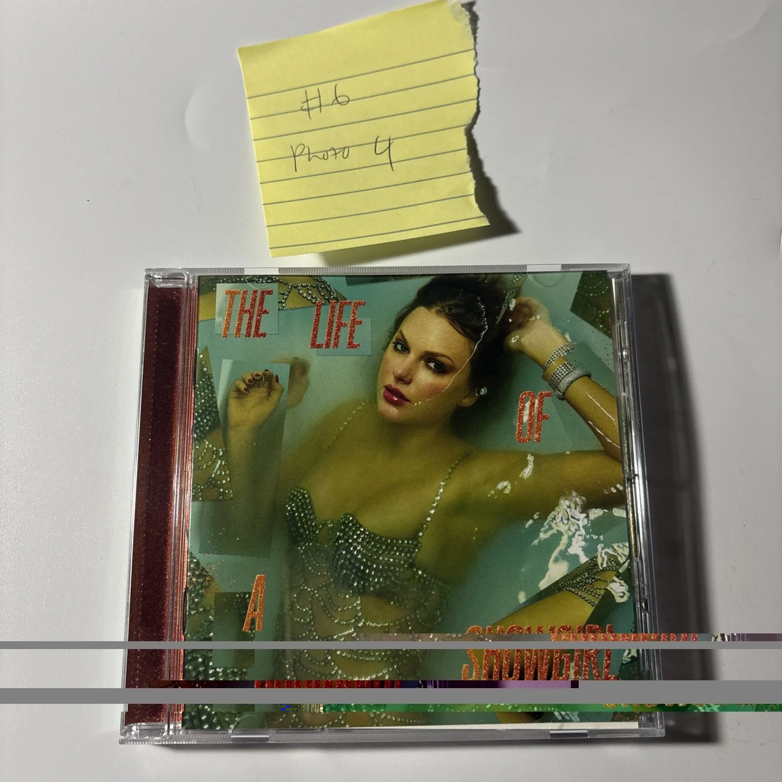 Rare Signed Taylor Swift The Life Of A Showgirl CD Photo 4, изображение 5