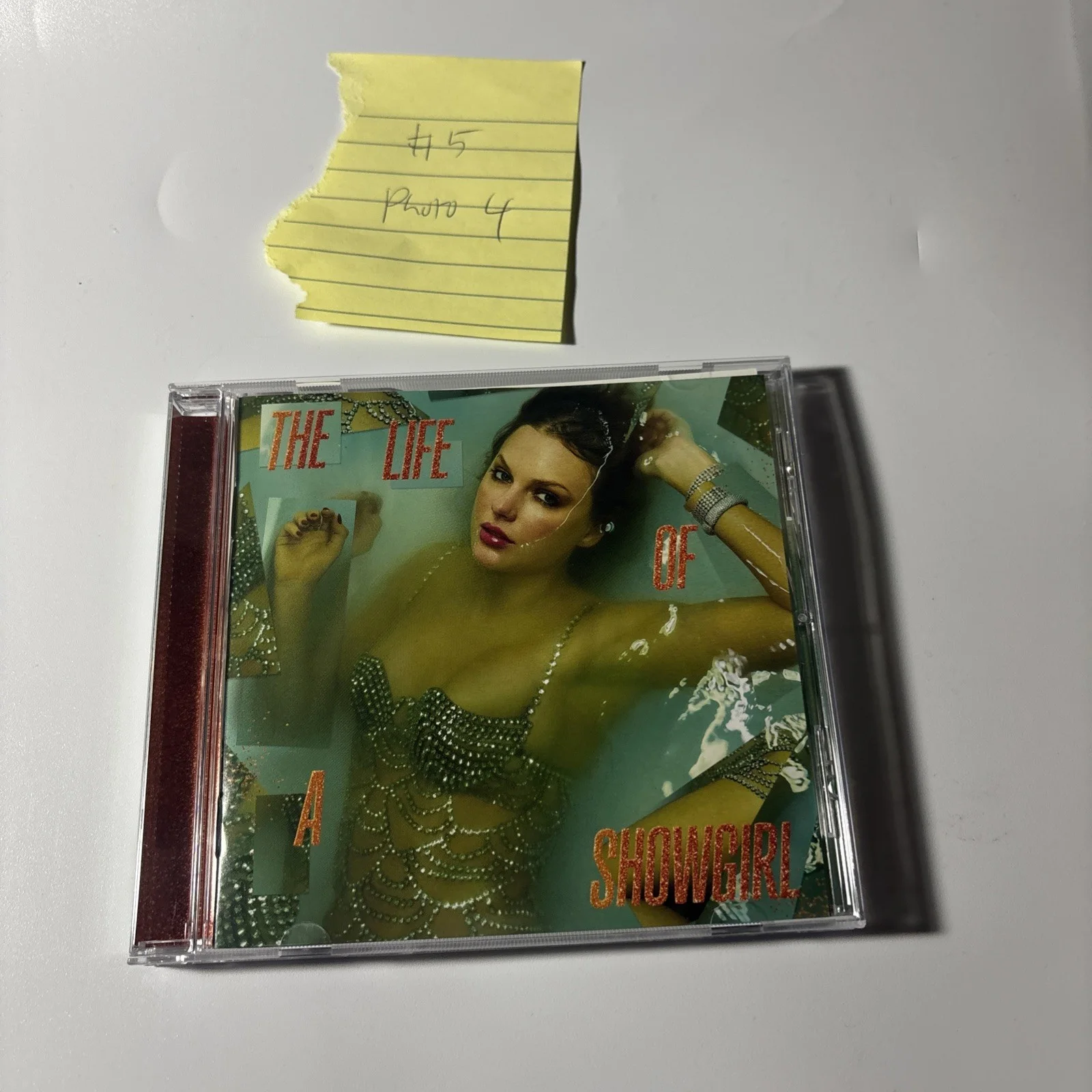 Rare Signed Taylor Swift The Life Of A Showgirl CD Photo 4, изображение 5