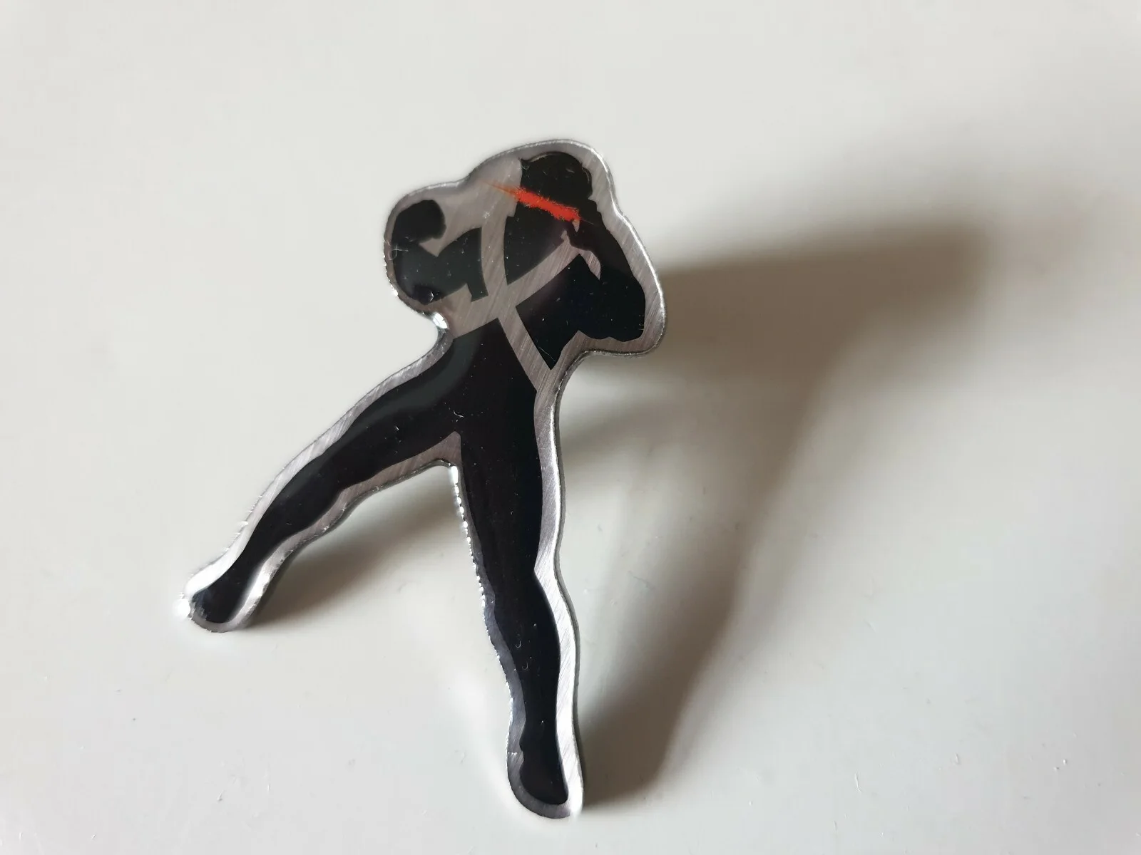 X-MEN DARK PHOENIX : CYCLOPS ICON PIN BADGE. Limited Edition., image 3