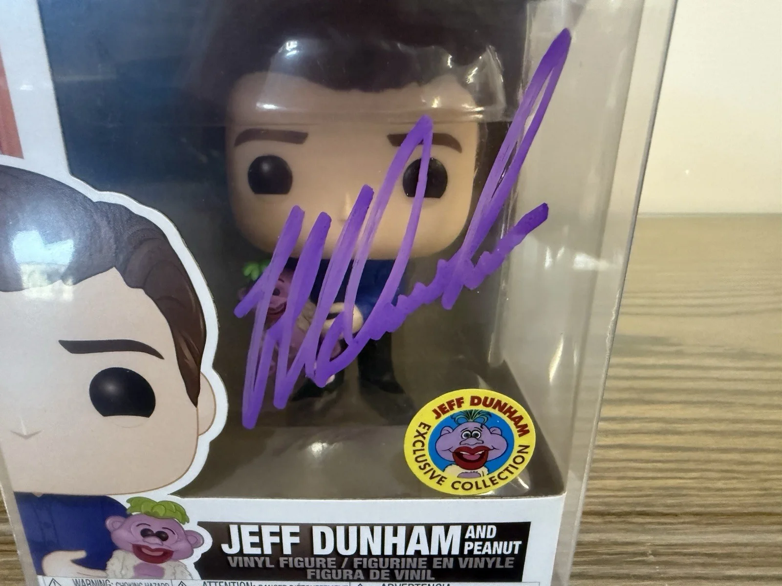 Jeff Dunham — Pop! Comedians #03 - Autographed By Jeff Dunham - Exclusive -Peanut W/Protector, image 3