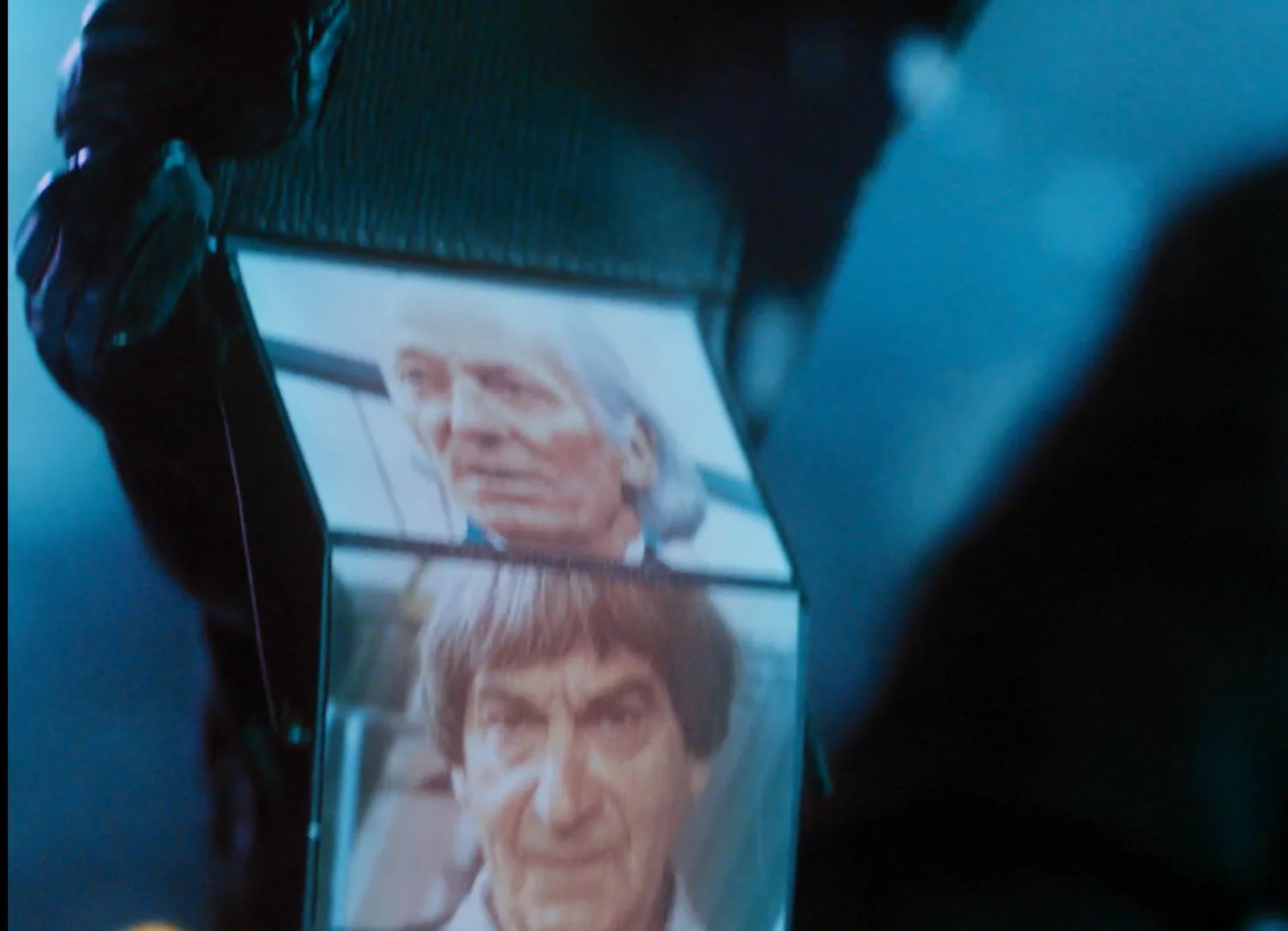 PROP - DOCTOR WHO Husbands of River Song - Faces of the Doctor Wallet fan repro, изображение 3