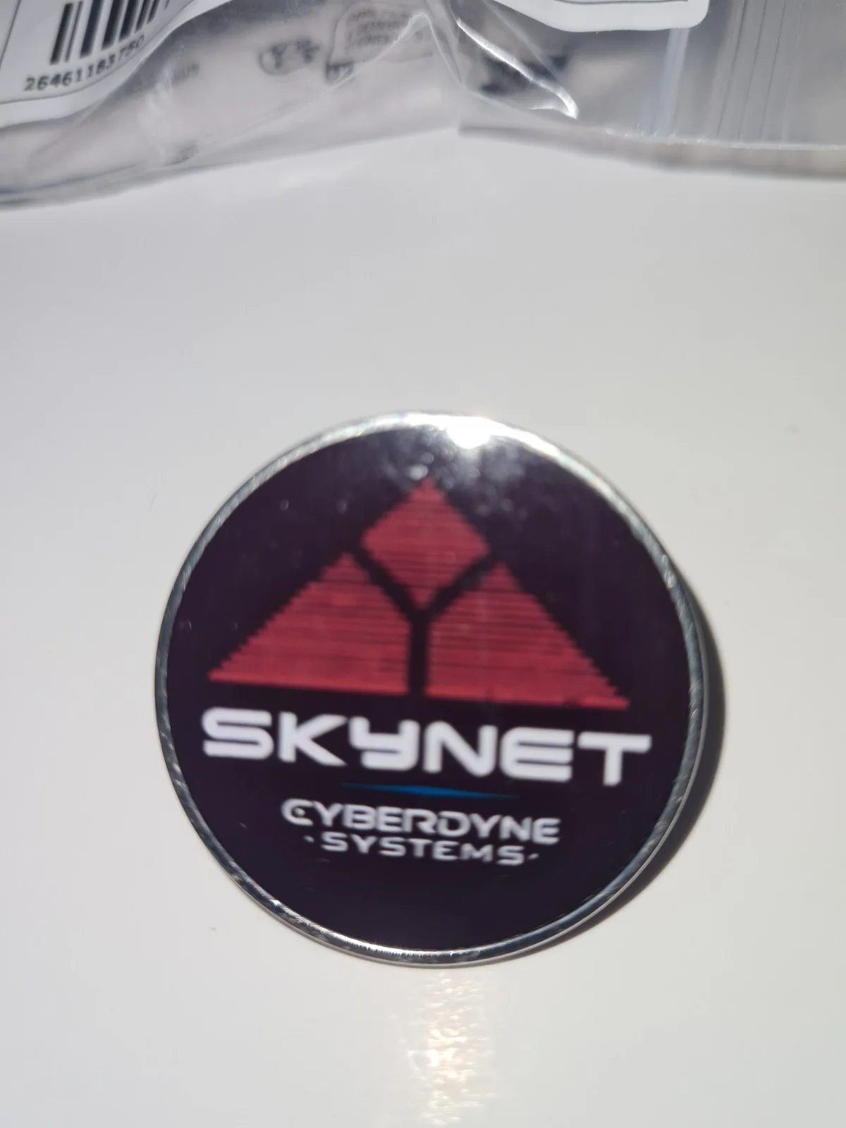Skynet Cyberdyne Systems Terminator Metal Pin Badge Movie Arnold Schwarzenegger, изображение 2