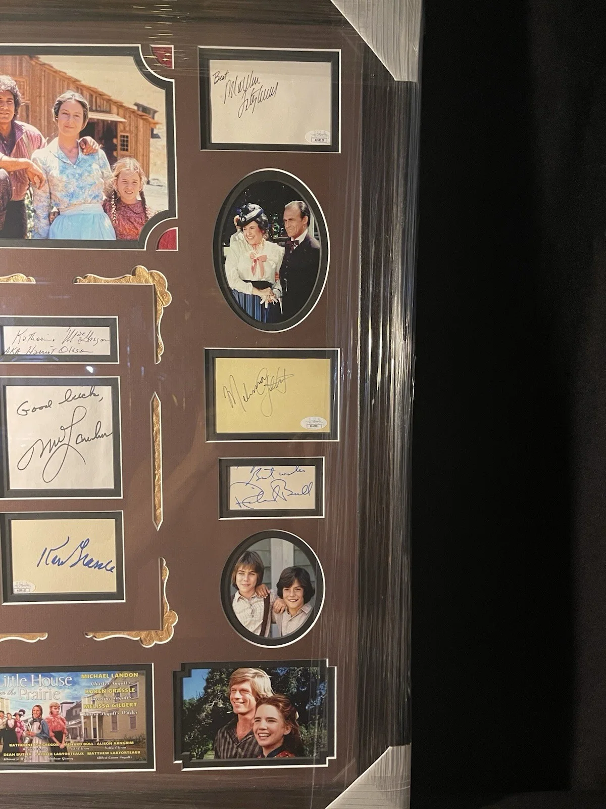 Michael Landon — Little House On The Prairie Cast Michael Landon x 8 Signed JSA framed collage, изображение 4