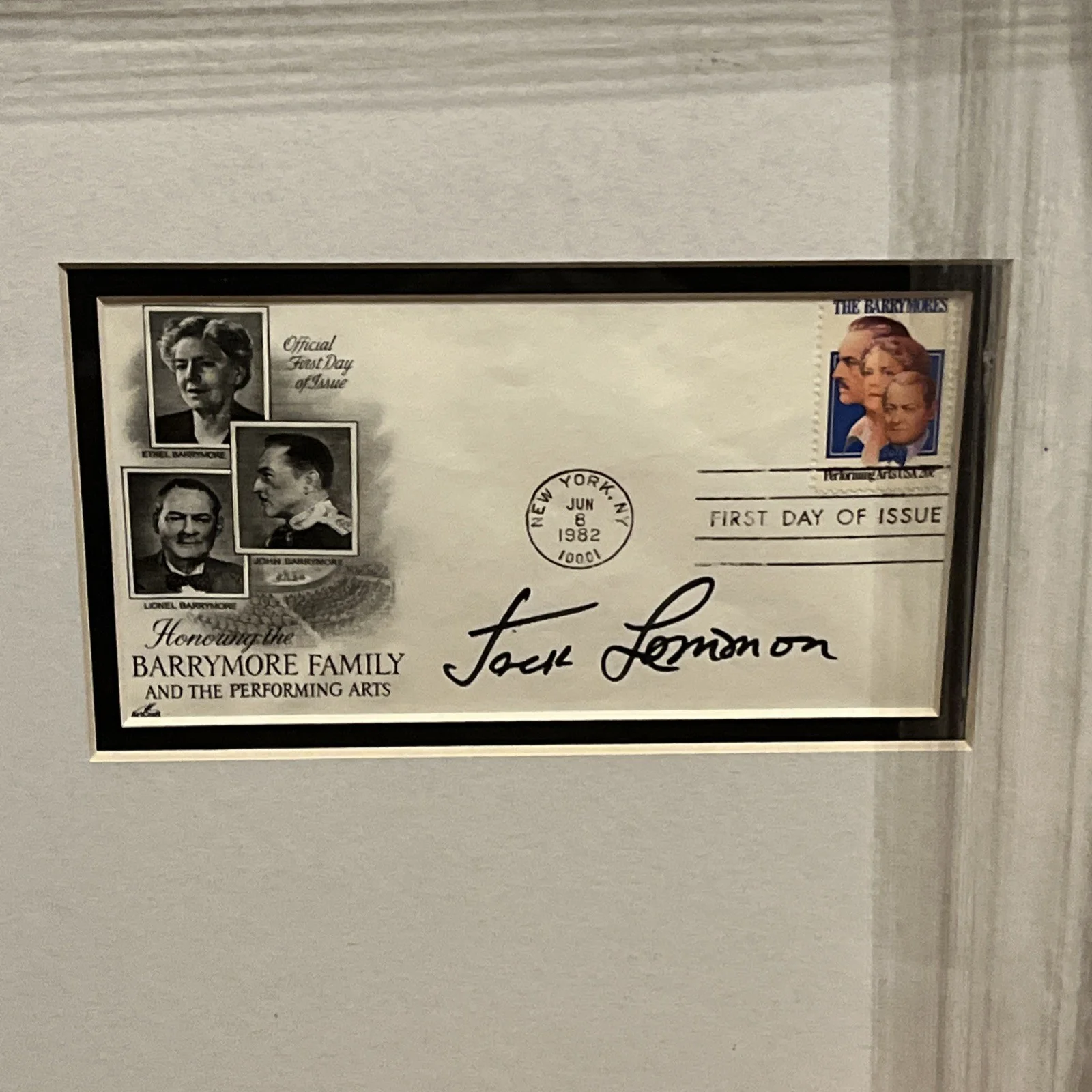 Jack Lemon — Jack Lemon & Tony Curtis Autograph Cuts Display Some Like It Hot PSA & JSA 22x25, image 2