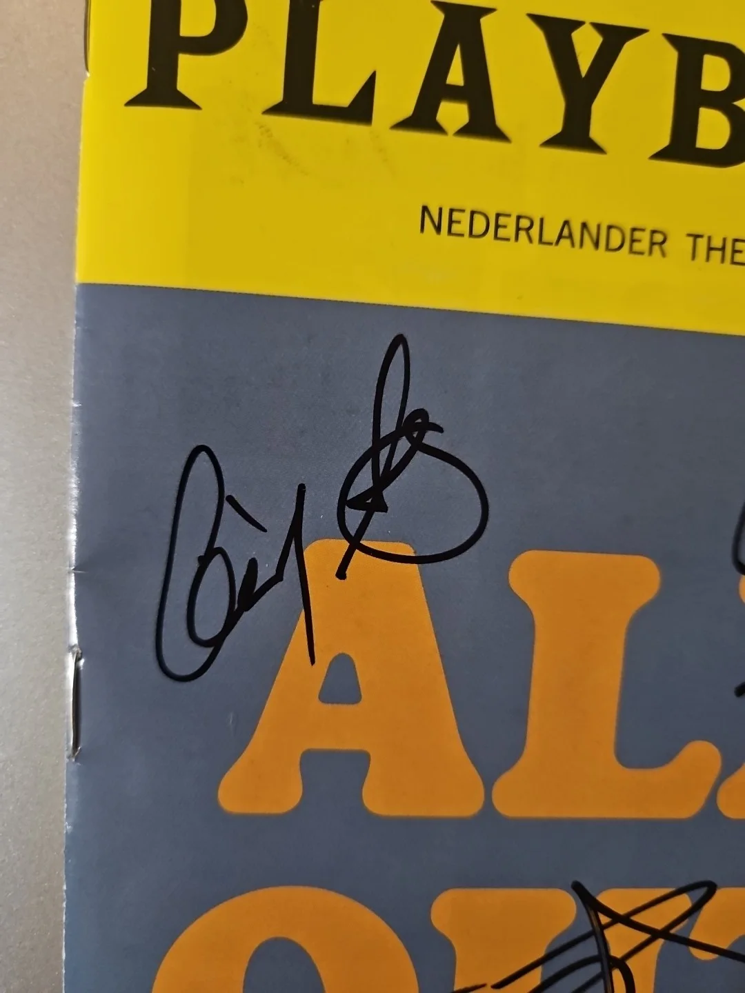 Jim Gaffigan, Ben Schwartz, Cecily Strong, Clyde Lawrence — All Out Cast Signed Playbill - Jim Gaffigan, Ben Schwartz, Cecily Strong ⁶, изображение 2