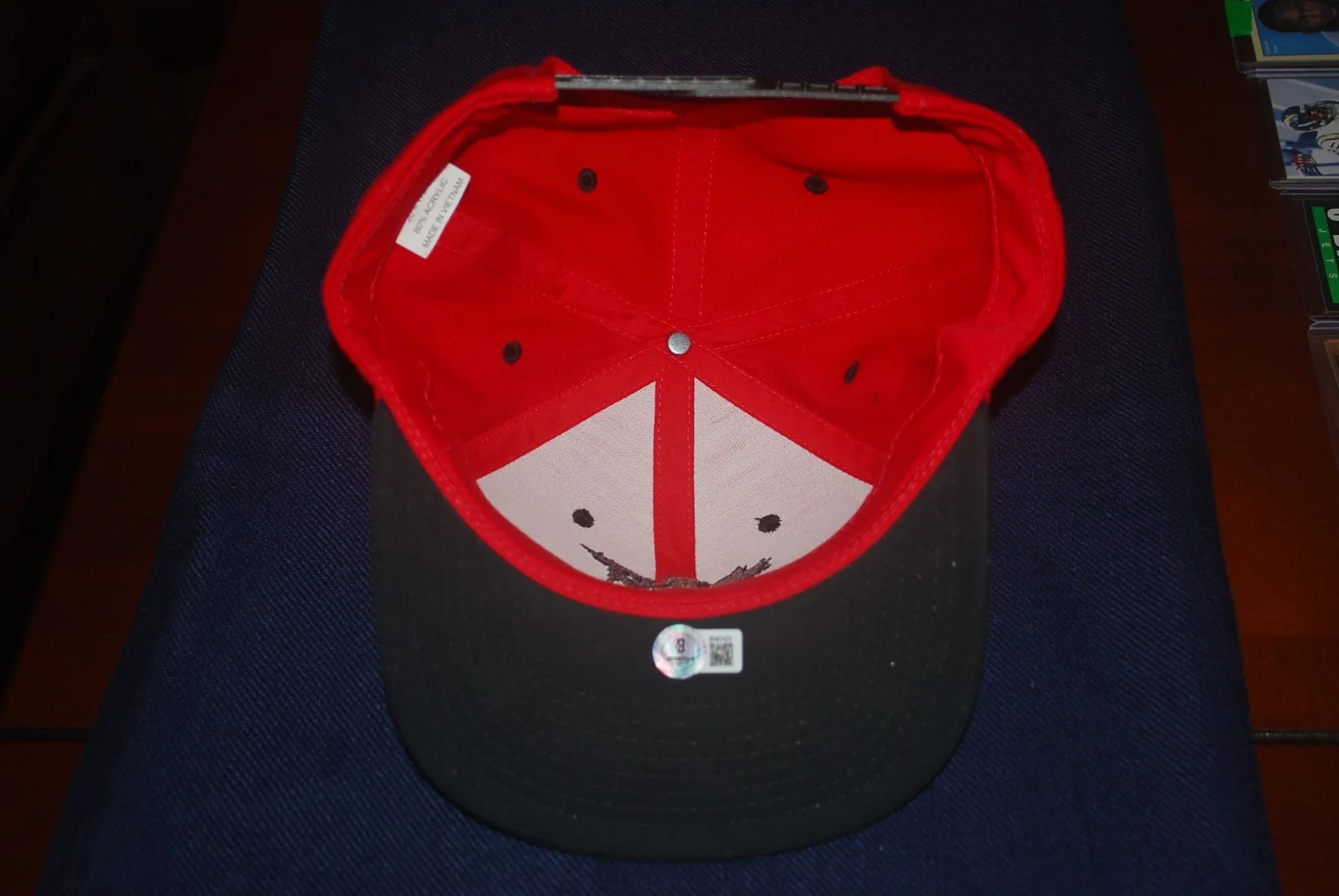 RAPPER 90'S LEGEND Vanilla Ice Signed HAT Beckett COA BV81423, image 3