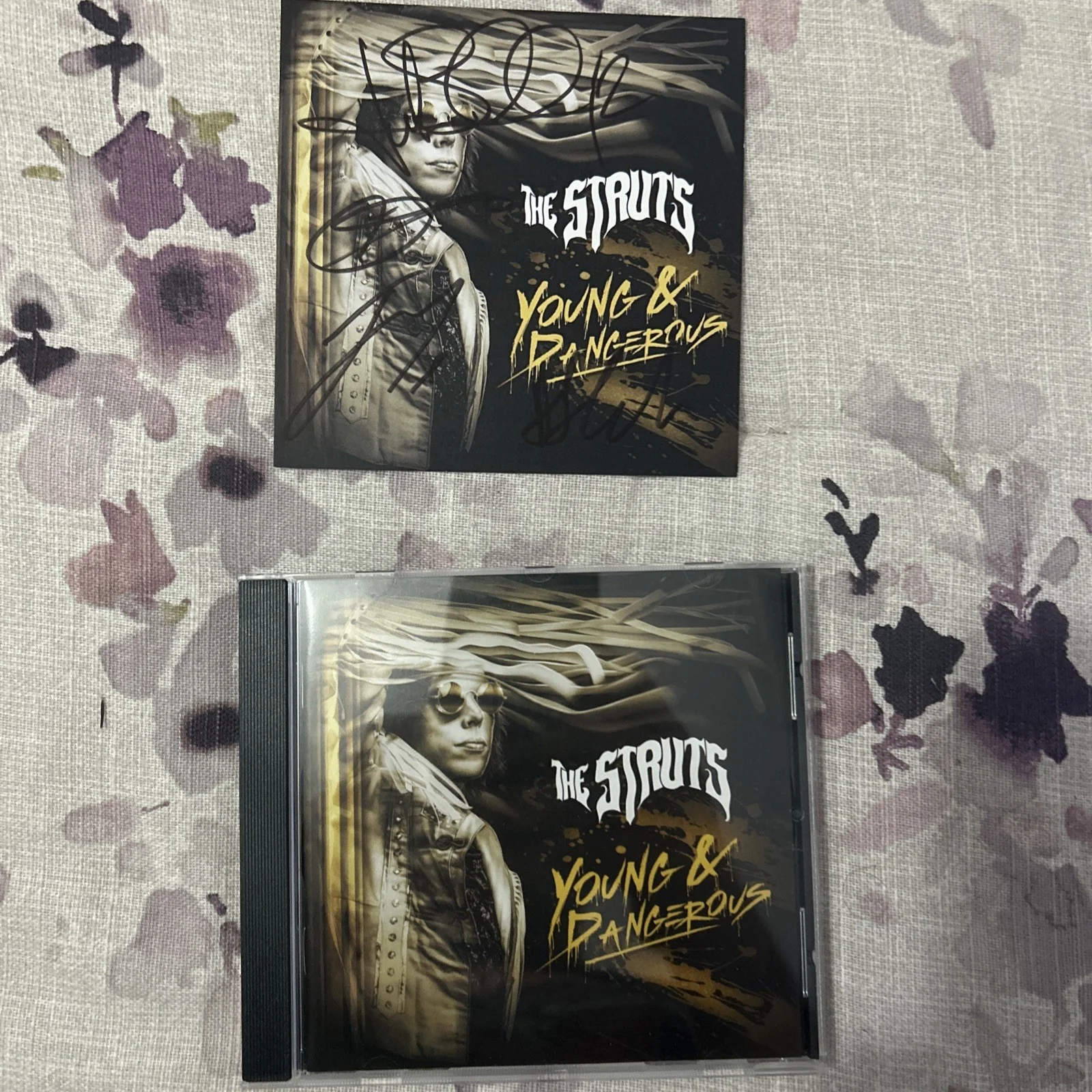 Signed The Struts CD, Young & Dangerous, Autographed Insert by Full Band, image 2