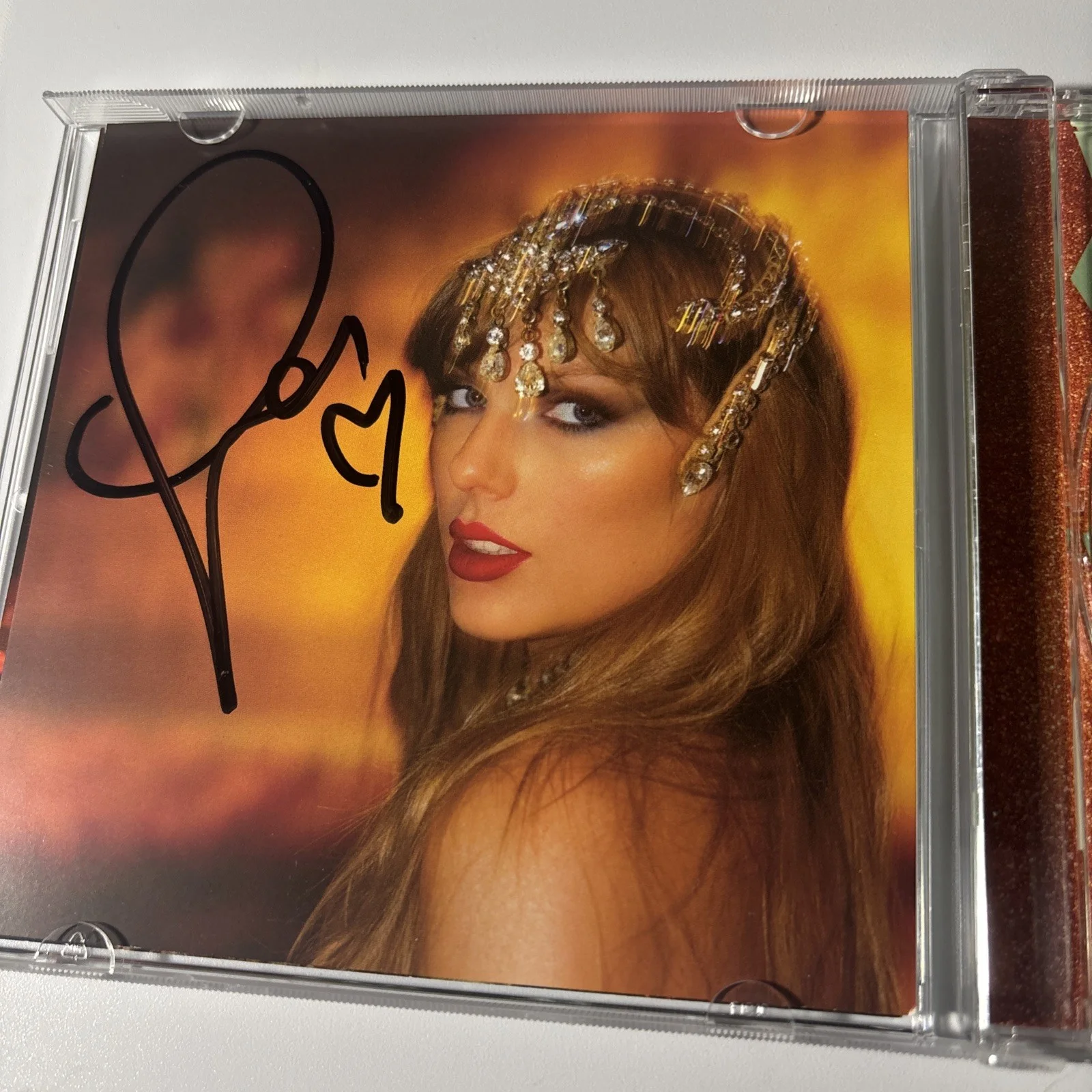 Unique AUTOGRAPHED Taylor Swift Signed The Life Of A Showgirl CD Photo 1, изображение 4