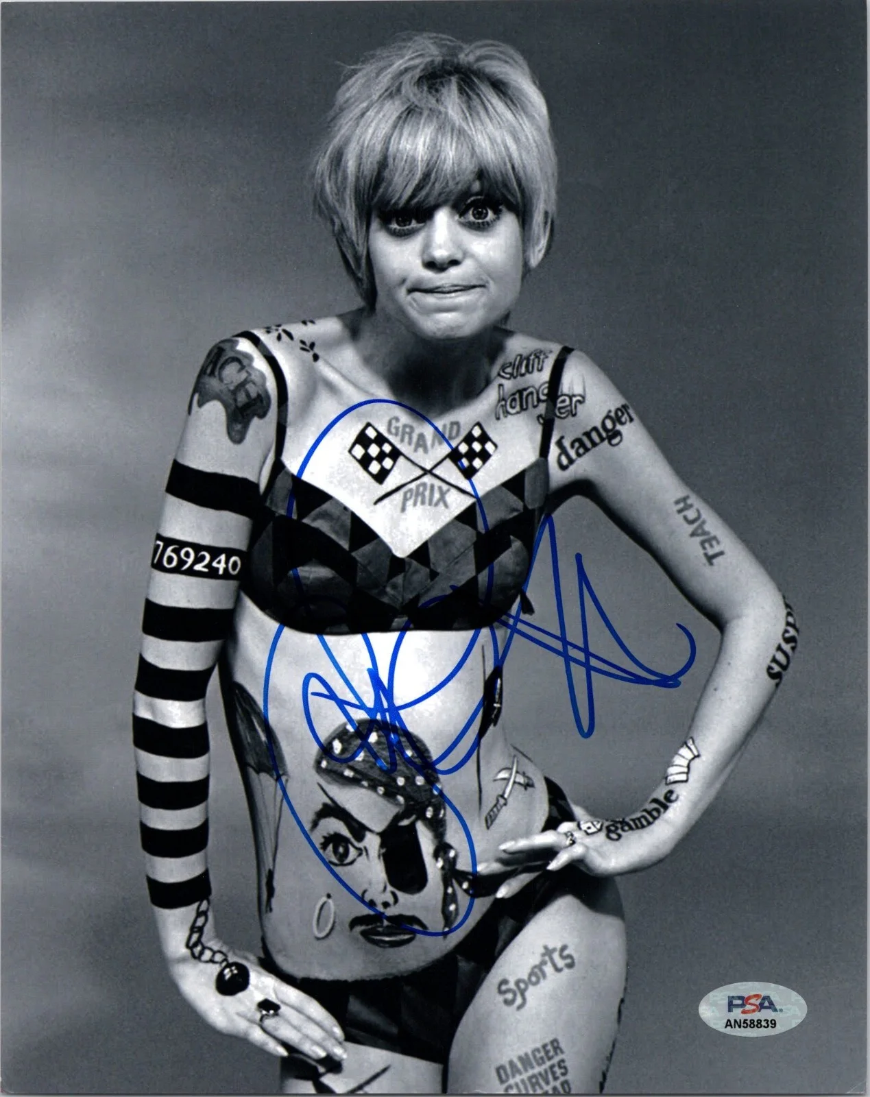Goldie Hawn — Goldie Hawn Actress Overboard B&W Signed 8x10 Autographed Photo PSA 1