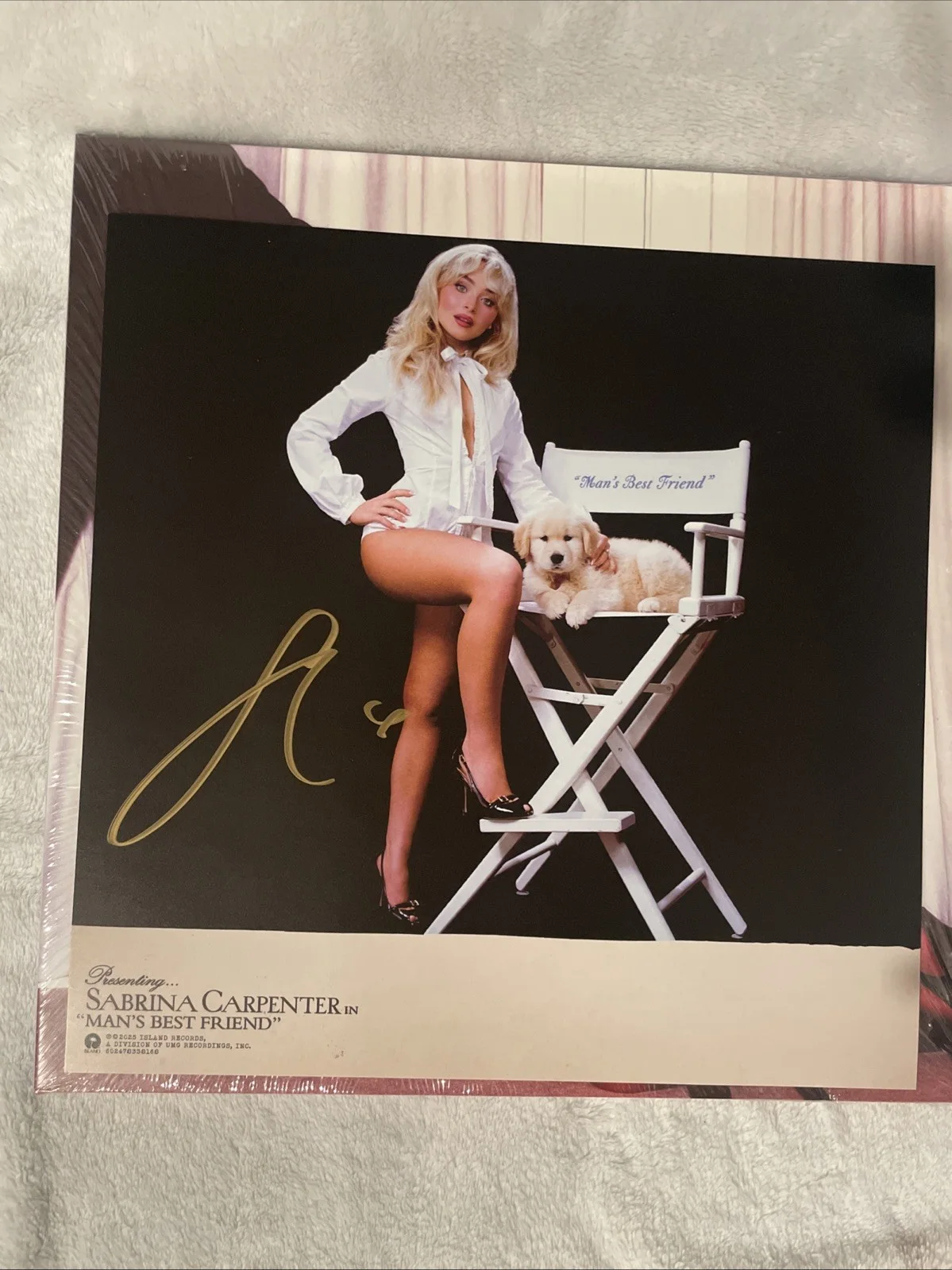 Sabrina Carpenter “Man’s Best Friend” Vinyl W/ Signed Insert, image 2