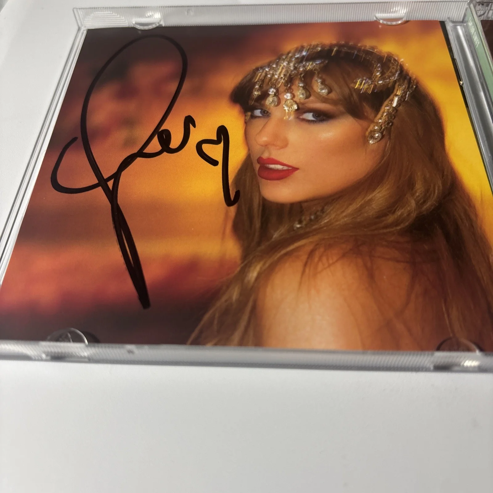 Rare LONG Signature Auto Taylor Swift Signed The Life Of A Showgirl CD Photo 1, изображение 3