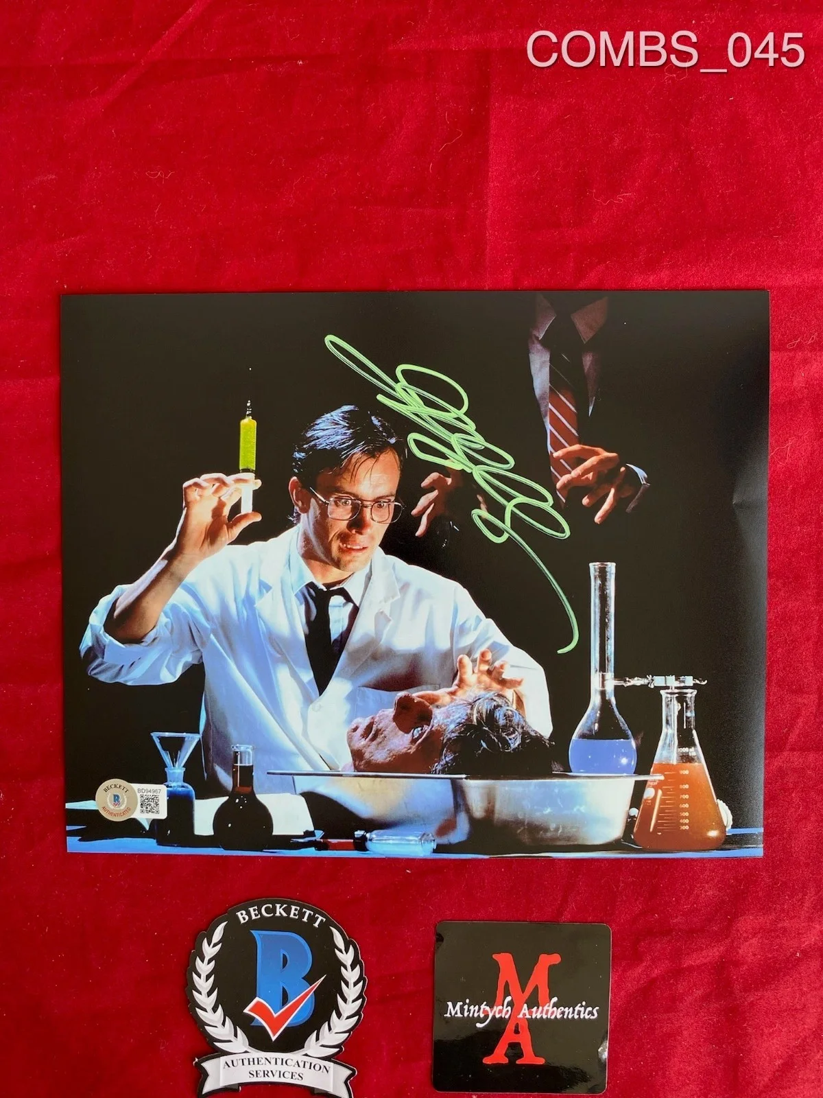 Jeffrey Combs — Jeffrey Combs autographed signed 8x10 photo Re-Animator Beckett COA horror