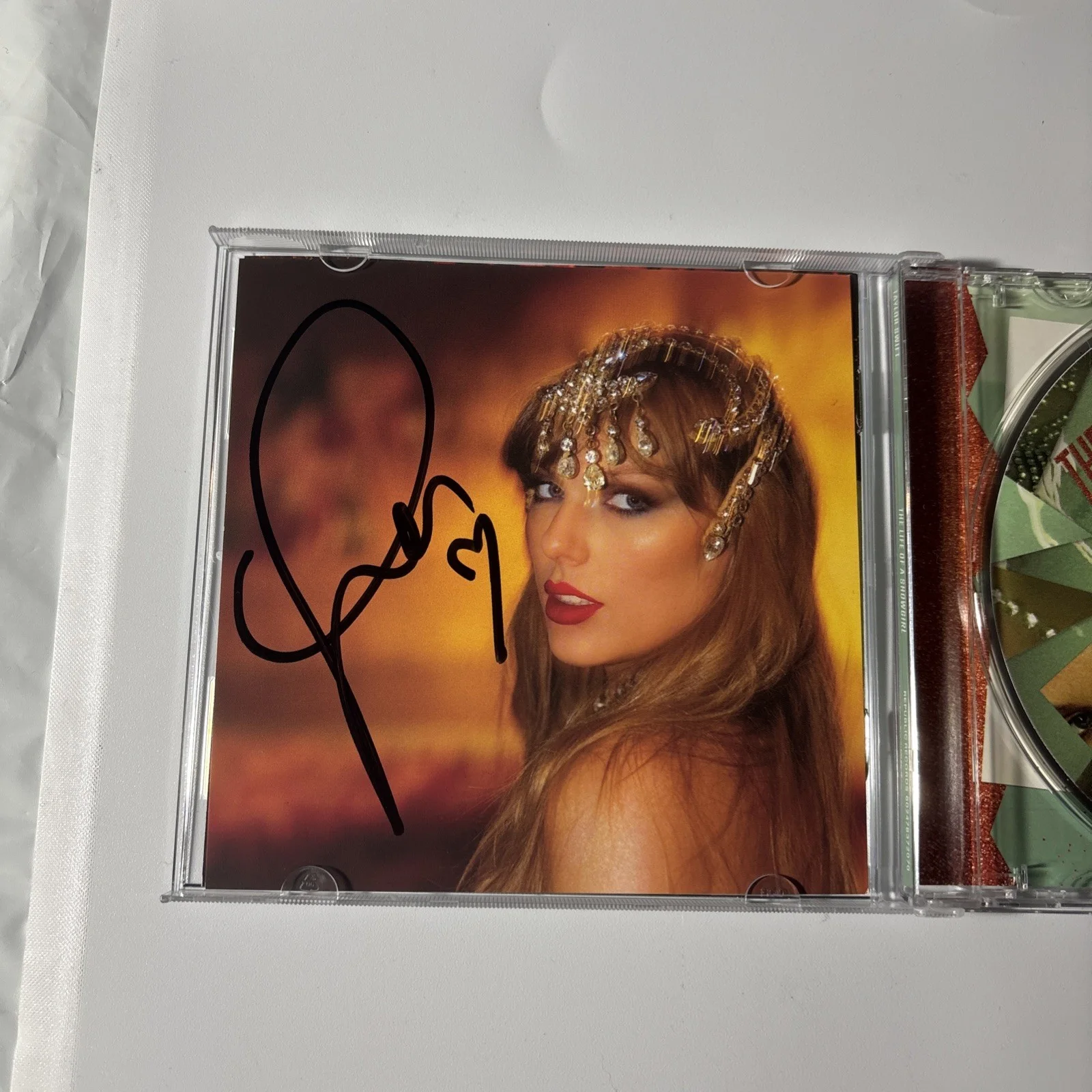 Rare LONG Signature Auto Taylor Swift Signed The Life Of A Showgirl CD Photo 1, изображение 2